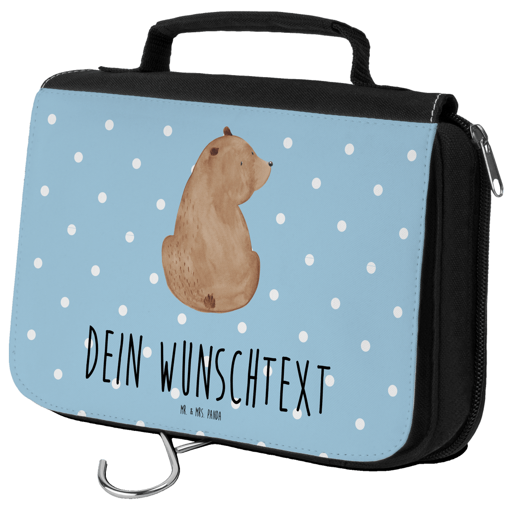 Personalisierter Kulturbeutel Bär Schulterblick Personalisierter Kulturbeutel, Personalisierte Waschtasche, Personalisierte Kosmetiktasche, Damen, Herren, Personalisierte Aufbewahrungstasche, Personalisierte Schminktasche, Personalisierter Kosmetikbeutel, Personalisierter Organizer, Personalisierte Kulturtasche, Personalisierte Schminkutensil, Personalisierung, Wunschtext, Wunschname, Selbst bedrucken, Kulturbeutel mit Namen, Bär, Teddy, Teddybär, Selbstachtung, Weltansicht, Motivation, Bären, Bärenliebe, Weisheit