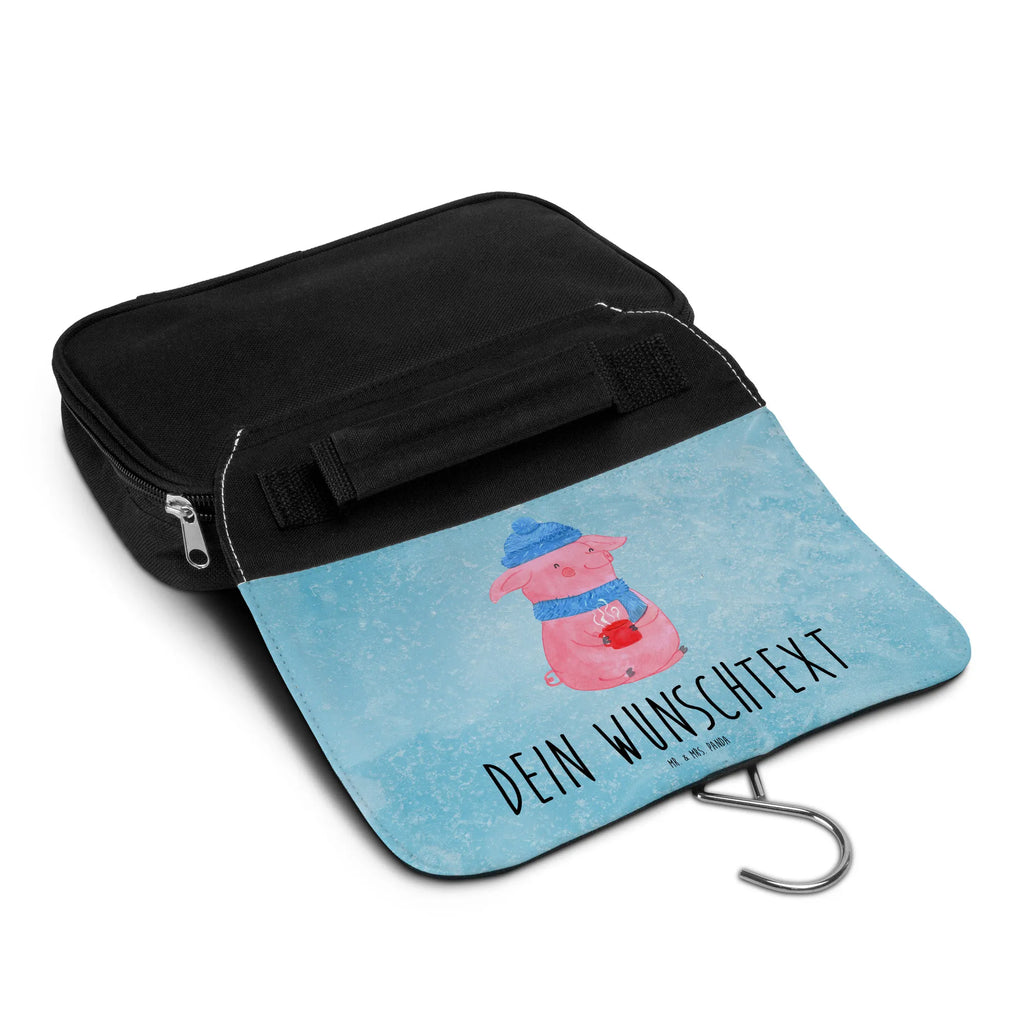 Personalisierter Kulturbeutel Schwein Glühwein Personalisierter Kulturbeutel, Personalisierte Waschtasche, Personalisierte Kosmetiktasche, Damen, Herren, Personalisierte Aufbewahrungstasche, Personalisierte Schminktasche, Personalisierter Kosmetikbeutel, Personalisierter Organizer, Personalisierte Kulturtasche, Personalisierte Schminkutensil, Personalisierung, Wunschtext, Wunschname, Selbst bedrucken, Kulturbeutel mit Namen, Winter, Weihnachten, Weihnachtsdeko, Nikolaus, Advent, Heiligabend, Wintermotiv, Glühschwein, Glühwein, Weihnachtsmarkt, Punsch