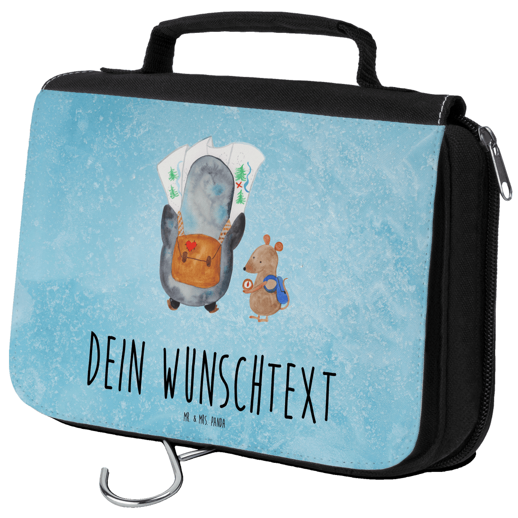 Personalisierter Kulturbeutel Pinguin & Maus Wanderer Personalisierter Kulturbeutel, Personalisierte Waschtasche, Personalisierte Kosmetiktasche, Damen, Herren, Personalisierte Aufbewahrungstasche, Personalisierte Schminktasche, Personalisierter Kosmetikbeutel, Personalisierter Organizer, Personalisierte Kulturtasche, Personalisierte Schminkutensil, Personalisierung, Wunschtext, Wunschname, Selbst bedrucken, Kulturbeutel mit Namen, Pinguin, Pinguine, Abenteurer, Abenteuer, Roadtrip, Ausflug, Wanderlust, wandern