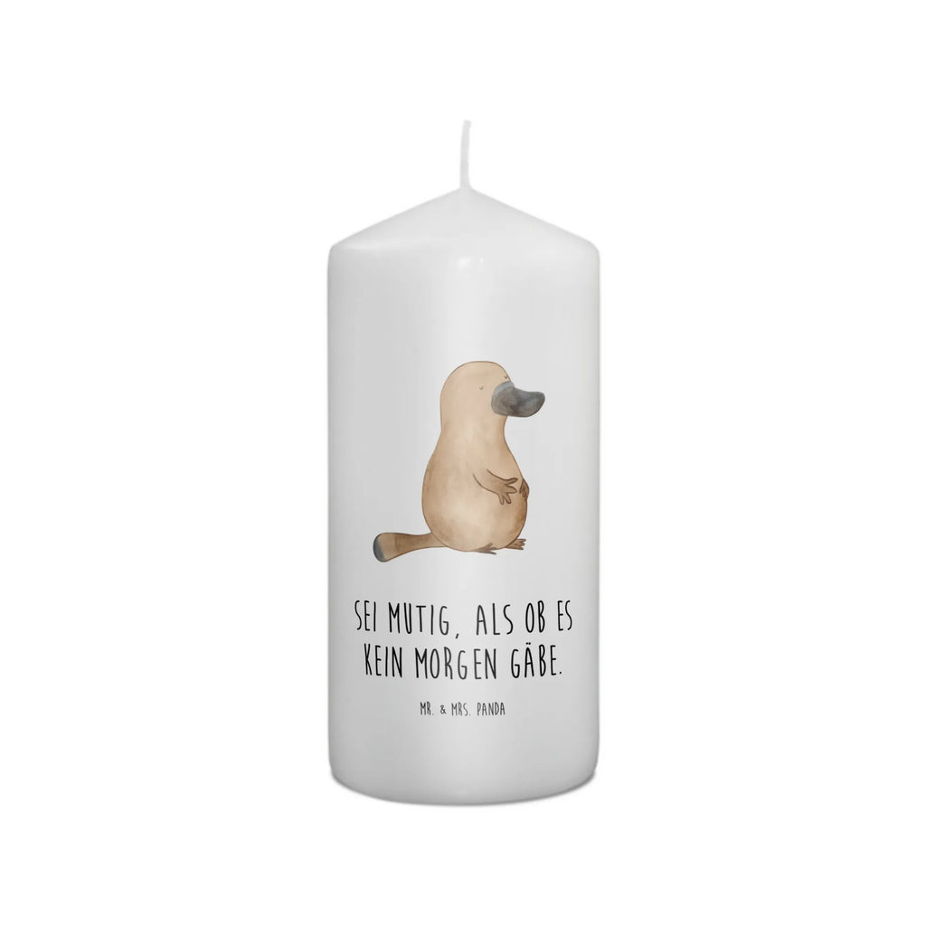 Candle platypus courage Kerze, Taufkerze, Kommunionskerze, Geburtstagskerze, Geschenk Kerze, Taufgeschenk Kerze, Kerze mit Druck, Besondere Kerze, Geschenkidee Kerze, Kerze für Kommunion, Geburtstag Kerze, Kommunion Kerze, Meerestiere, Meer, Urlaub, Schnabeltier, Mut, mutig, Lebensweisheit, Schnabeltiere, Motivation, Training, Büro, Arbeit, Neuanfang, Neustart, Weltreise, Raodtrip