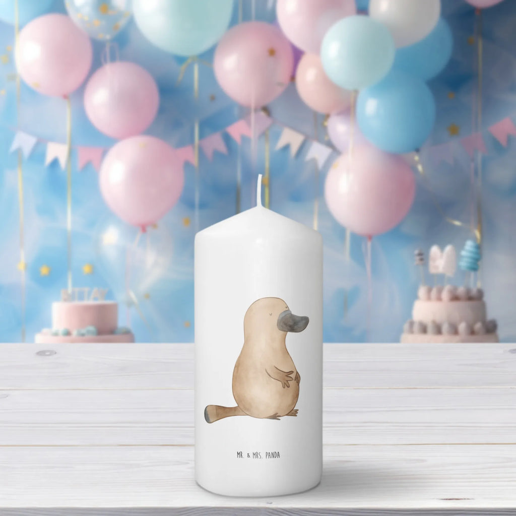 Candle platypus courage Kerze, Taufkerze, Kommunionskerze, Geburtstagskerze, Geschenk Kerze, Taufgeschenk Kerze, Kerze mit Druck, Besondere Kerze, Geschenkidee Kerze, Kerze für Kommunion, Geburtstag Kerze, Kommunion Kerze, Meerestiere, Meer, Urlaub, Schnabeltier, Mut, mutig, Lebensweisheit, Schnabeltiere, Motivation, Training, Büro, Arbeit, Neuanfang, Neustart, Weltreise, Raodtrip