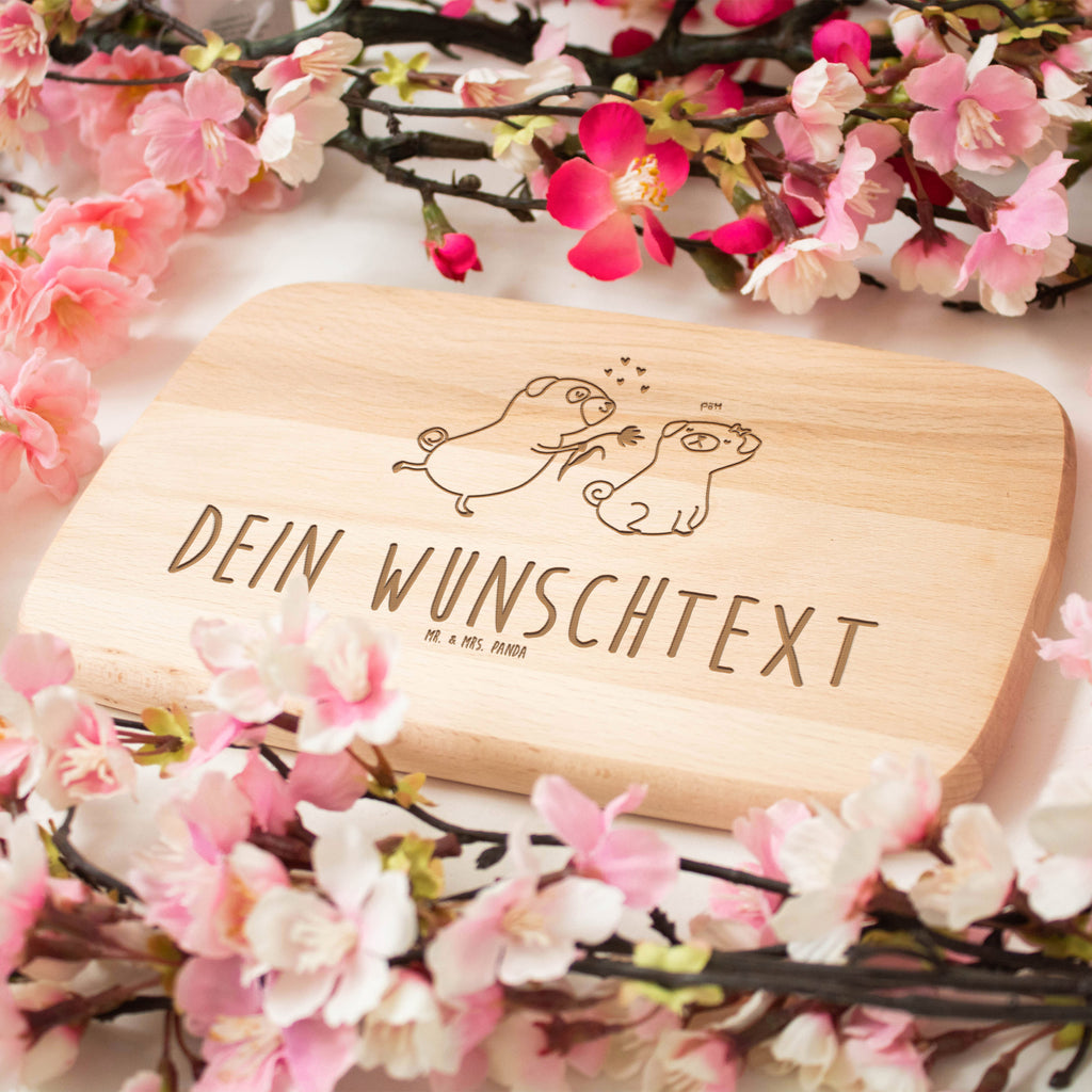 Personalisiertes Frühstücksbrett Mops verliebt Personalisiertes Frühstücksbrett, Frühstücksbrett mit Namen, Personalisiertes Holzbrett, Personalisiertes Schneidebrett, Personalisiertes Schneidebrett Holz, FPersonalisiertes rühstücksbrettchen, Personalisiertes Küchenbrett, Personalisiertes Holzschneidebrett, Personalisiertes Küchenbrettchen, Personalisierte Frühstücksplatte, Personalisiertes Servierbrett, Personalisierte Servierplatte, Personalisiertes Brotbrett, Holzbrett mit Namen, Schneidebrett mit Namen, Schneidebrett Holz mit Namen, Frühstücksbrettchen mit Namen, Küchenbrett mit Namen, Holzschneidebrett mit Namen, Küchenbrettchen mit Namen, Frühstücksplatte mit Namen, Servierbrett mit Namen, Servierplatte mit Namen, Brotbrett mit Namen, Schneidebrett gravieren, Schneidebrett Wunschname, Hund, Hundemotiv, Haustier, Hunderasse, Tierliebhaber, Hundebesitzer, Sprüche, Mops, Möpse, Hundeliebe, verliebt, Liebe, Liebesspruch. Verlobt, Geschenk Freund, Partner