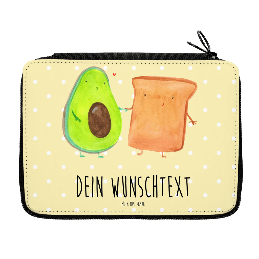 Personalisierte Federmappe Avocado + Toast Personalisierte Federmappe, Personalisierte Stiftetasche, PersonalisierteS Stifte Etui, Schule, Einschulung, Geschenk, Kind, Schüler, Schülerin, Personalisierte Stifterolle, PersonalisierteS Federmäppchen, Motiv, Grundschule, Federmäppchen bedruckt, Büro Stifte Etui, Bestückte Federmappe, Kinder Federmappe, Federmappe Einschulung, Federmappe mit Namen, Stiftemappe mit Namen, Stifterolle mit Namen, Federmäppchen mit Namen, Avocado, Veggie, Vegan, Gesund, Toast, Toastbrot, Liebespaar, Pärchen, Freund, Freundin, Verlobt, Verlobungsparty, Hochzeit, Hochzeitsgeschenk, Jahrestag, Jahrestagsgeschenk