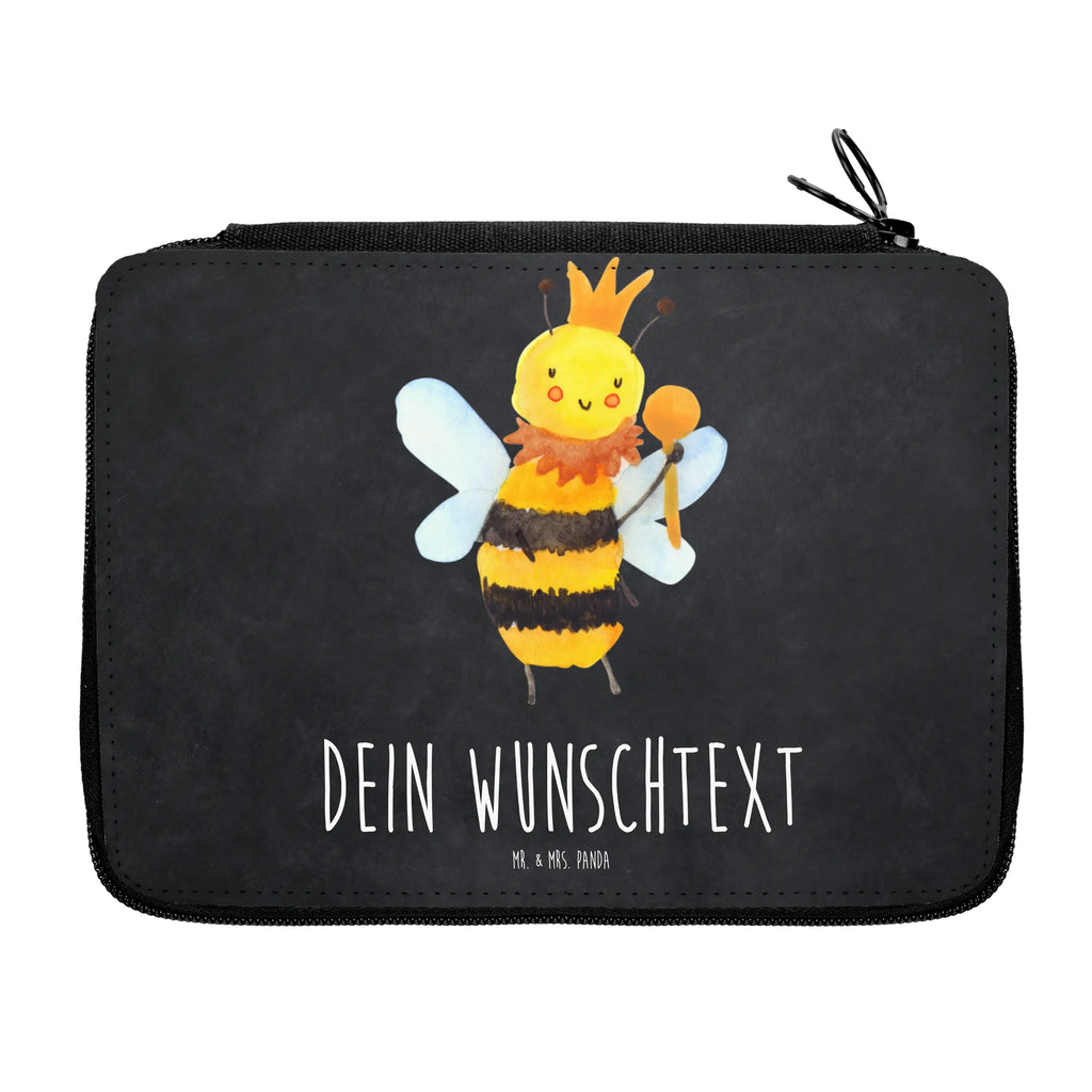 Personalisierte Federmappe Biene König Personalisierte Federmappe, Personalisierte Stiftetasche, PersonalisierteS Stifte Etui, Schule, Einschulung, Geschenk, Kind, Schüler, Schülerin, Personalisierte Stifterolle, PersonalisierteS Federmäppchen, Motiv, Grundschule, Federmäppchen bedruckt, Büro Stifte Etui, Bestückte Federmappe, Kinder Federmappe, Federmappe Einschulung, Federmappe mit Namen, Stiftemappe mit Namen, Stifterolle mit Namen, Federmäppchen mit Namen, Biene, Wespe, Hummel