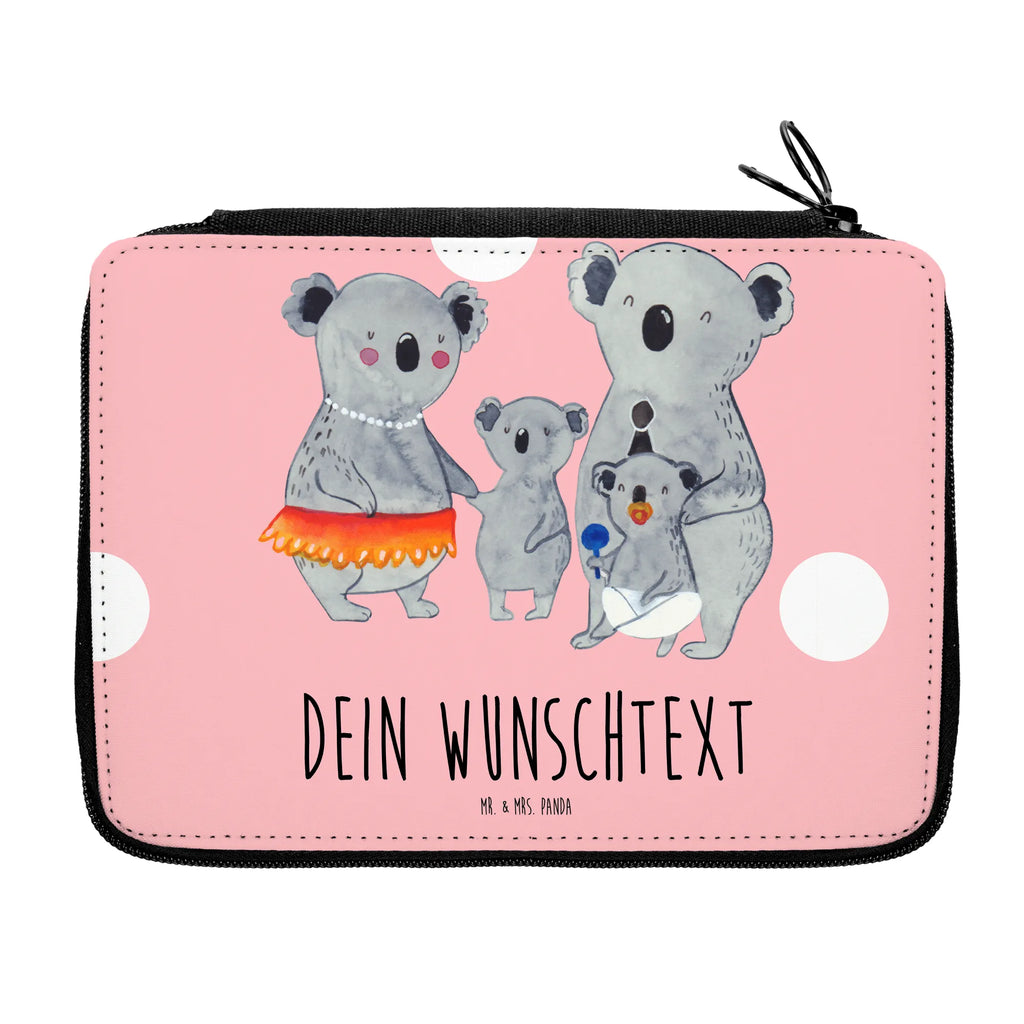 Personalisierte Federmappe Koala Familie Personalisierte Federmappe, Personalisierte Stiftetasche, PersonalisierteS Stifte Etui, Schule, Einschulung, Geschenk, Kind, Schüler, Schülerin, Personalisierte Stifterolle, PersonalisierteS Federmäppchen, Motiv, Grundschule, Federmäppchen bedruckt, Büro Stifte Etui, Bestückte Federmappe, Kinder Federmappe, Federmappe Einschulung, Federmappe mit Namen, Stiftemappe mit Namen, Stifterolle mit Namen, Federmäppchen mit Namen, Familie, Vatertag, Muttertag, Bruder, Schwester, Mama, Papa, Oma, Opa, Koala, Koalas, Family, Kinder, Geschwister, Familienleben