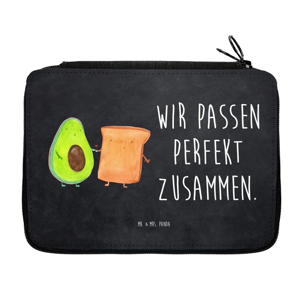 Federmappe Avocado Toast Federmappe, Stiftetasche, Stifte Etui, Schule, Einschulung, Geschenk, Kind, Schüler, Schülerin, Stifterolle, Federmäppchen, Motiv, Grundschule, Federmäppchen bedruckt, Büro Stifte Etui, Bestückte Federmappe, Kinder Federmappe, Federmappe Einschulung, Avocado, Veggie, Vegan, Gesund, Toast, Toastbrot, Liebespaar, Pärchen, Freund, Freundin, Verlobt, Verlobungsparty, Hochzeit, Hochzeitsgeschenk, Jahrestag, Jahrestagsgeschenk