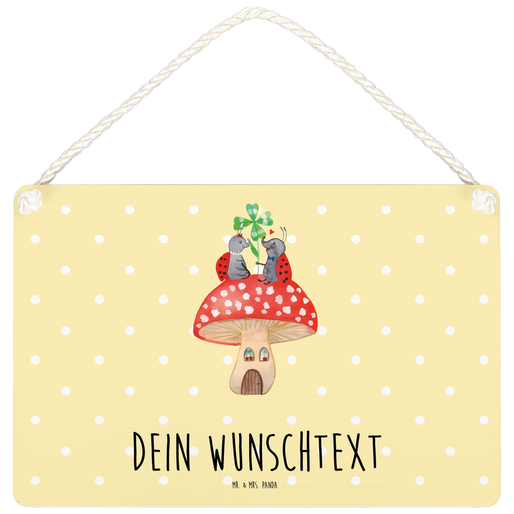 Personalisiertes Deko Schild Marienkäfer Paar Fliegenpilz Dekoschild, Deko Schild, Schild, Tür Schild, Türschild, Holzschild, Wandschild, Wanddeko, Tiermotive, Gute Laune, lustige Sprüche, Tiere, Haus, Wohnung, zuhause, Fliegenpilz, Marienkäfer, Fleigenpilzhaus