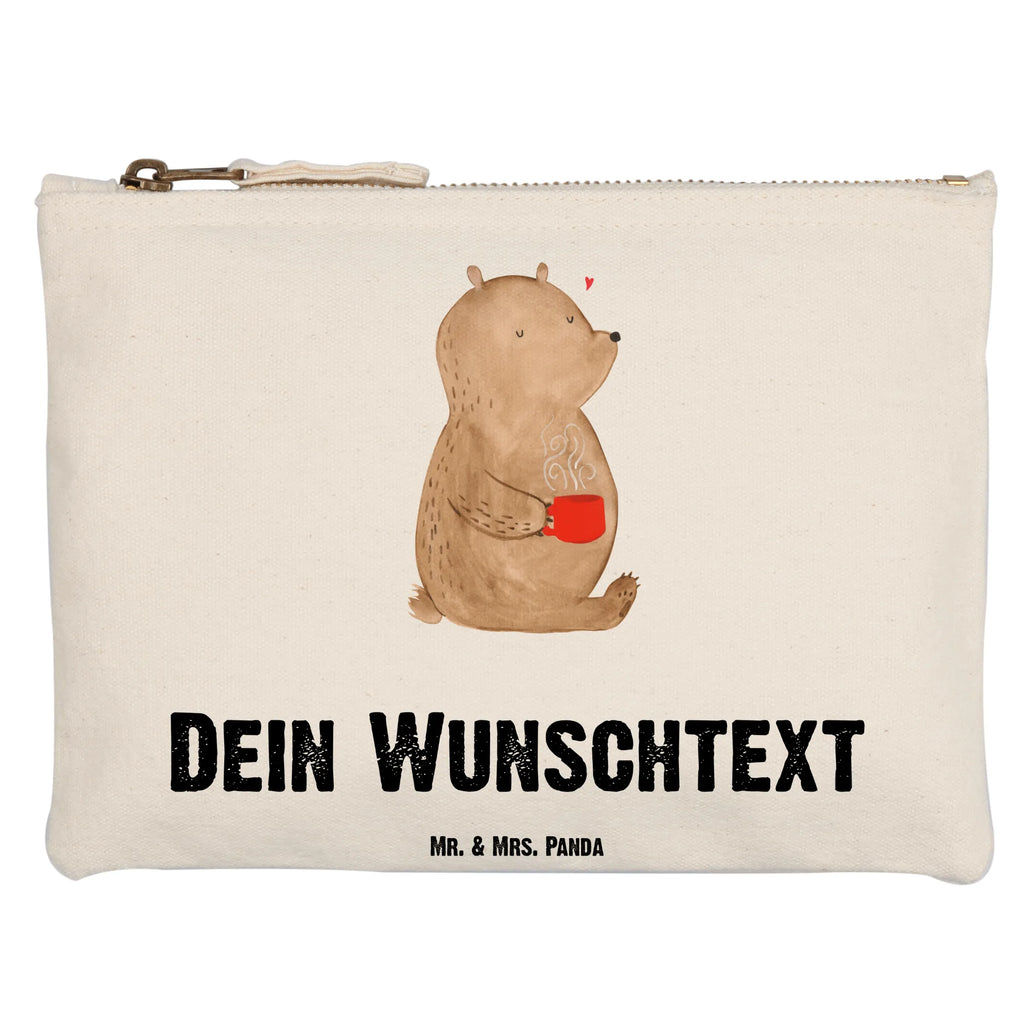 Personalisierte Schminktasche Bär Morgenkaffee Personalisierte Schminktasche, Personalisierte Kosmetiktasche, Personalisierter Kosmetikbeutel, Personalisiertes Stiftemäppchen, Personalisiertes Etui, Personalisierte Federmappe, Personalisierte Makeup Bag, Personalisiertes Schminketui, Personalisiertes Kosmetiketui, Personalisiertes Schlamperetui, Schminktasche mit Namen, Kosmetiktasche mit Namen, Kosmetikbeutel mit Namen, Stiftemäppchen mit Namen, Etui mit Namen, Federmappe mit Namen, Makeup Bg mit Namen, Schminketui mit Namen, Kosmetiketui mit Namen, Schlamperetui mit Namen, Schminktasche personalisieren, Schminktasche bedrucken, Schminktasche selbst gestalten, Liebe, Partner, Freund, Freundin, Ehemann, Ehefrau, Heiraten, Verlobung, Heiratsantrag, Liebesgeschenk, Jahrestag, Hocheitstag, Valentinstag, Geschenk für Frauen, Hochzeitstag, Mitbringsel, Geschenk für Freundin, Geschenk für Partner, Liebesbeweis, für Männer, für Ehemann