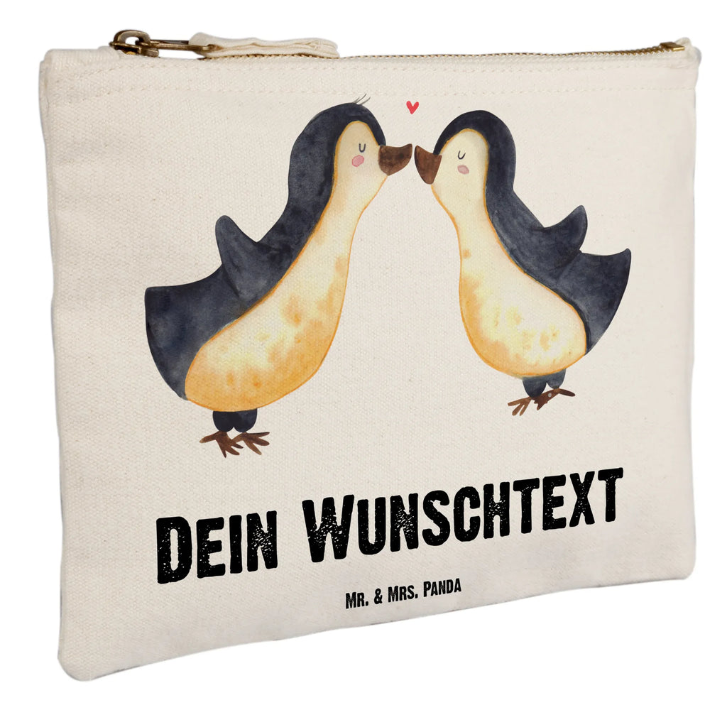 Personalisierte Schminktasche Pinguine Kuss Personalisierte Schminktasche, Personalisierte Kosmetiktasche, Personalisierter Kosmetikbeutel, Personalisiertes Stiftemäppchen, Personalisiertes Etui, Personalisierte Federmappe, Personalisierte Makeup Bag, Personalisiertes Schminketui, Personalisiertes Kosmetiketui, Personalisiertes Schlamperetui, Schminktasche mit Namen, Kosmetiktasche mit Namen, Kosmetikbeutel mit Namen, Stiftemäppchen mit Namen, Etui mit Namen, Federmappe mit Namen, Makeup Bg mit Namen, Schminketui mit Namen, Kosmetiketui mit Namen, Schlamperetui mit Namen, Schminktasche personalisieren, Schminktasche bedrucken, Schminktasche selbst gestalten, Liebe, Partner, Freund, Freundin, Ehemann, Ehefrau, Heiraten, Verlobung, Heiratsantrag, Liebesgeschenk, Jahrestag, Hocheitstag, Valentinstag, Geschenk für Frauen, Hochzeitstag, Mitbringsel, Geschenk für Freundin, Geschenk für Partner, Liebesbeweis, für Männer, für Ehemann