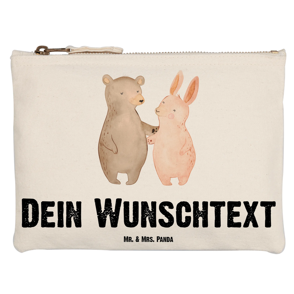 Personalisierte Schminktasche Bär Hase Umarmen Personalisierte Schminktasche, Personalisierte Kosmetiktasche, Personalisierter Kosmetikbeutel, Personalisiertes Stiftemäppchen, Personalisiertes Etui, Personalisierte Federmappe, Personalisierte Makeup Bag, Personalisiertes Schminketui, Personalisiertes Kosmetiketui, Personalisiertes Schlamperetui, Schminktasche mit Namen, Kosmetiktasche mit Namen, Kosmetikbeutel mit Namen, Stiftemäppchen mit Namen, Etui mit Namen, Federmappe mit Namen, Makeup Bg mit Namen, Schminketui mit Namen, Kosmetiketui mit Namen, Schlamperetui mit Namen, Schminktasche personalisieren, Schminktasche bedrucken, Schminktasche selbst gestalten, Liebe, Partner, Freund, Freundin, Ehemann, Ehefrau, Heiraten, Verlobung, Heiratsantrag, Liebesgeschenk, Jahrestag, Hocheitstag, Freunde, bester Freund, Hase, Bär, Bärchen, best friends