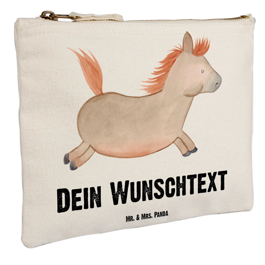 Personalisierte Schminktasche Pferd springt Personalisierte Schminktasche, Personalisierte Kosmetiktasche, Personalisierter Kosmetikbeutel, Personalisiertes Stiftemäppchen, Personalisiertes Etui, Personalisierte Federmappe, Personalisierte Makeup Bag, Personalisiertes Schminketui, Personalisiertes Kosmetiketui, Personalisiertes Schlamperetui, Schminktasche mit Namen, Kosmetiktasche mit Namen, Kosmetikbeutel mit Namen, Stiftemäppchen mit Namen, Etui mit Namen, Federmappe mit Namen, Makeup Bg mit Namen, Schminketui mit Namen, Kosmetiketui mit Namen, Schlamperetui mit Namen, Schminktasche personalisieren, Schminktasche bedrucken, Schminktasche selbst gestalten, Bauernhof, Hoftiere, Landwirt, Landwirtin, Pferd, Pony, Pferde, Stall, Pferdestall, ausreiten, reiten, Pferdebesitzer