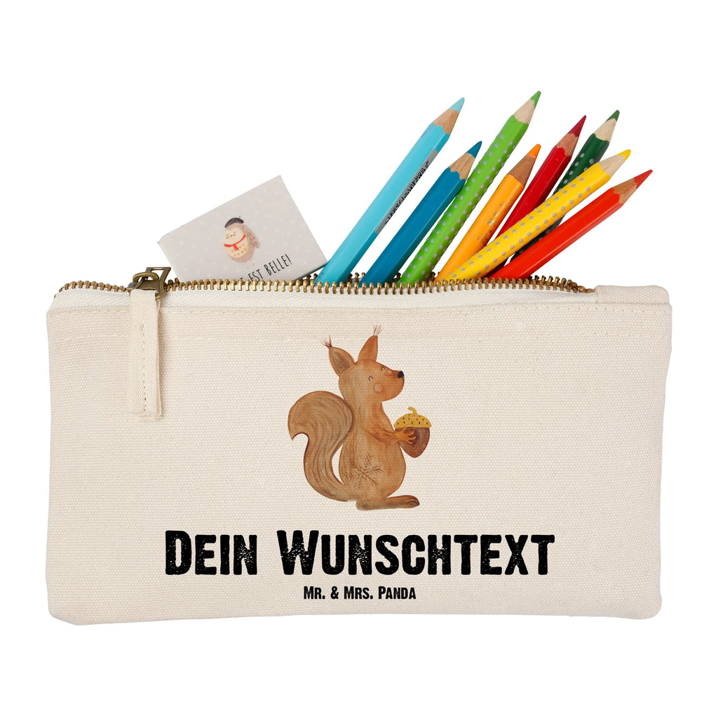 Personalisierte Schminktasche Eichhörnchen Weihnachten Personalisierte Schminktasche, Personalisierte Kosmetiktasche, Personalisierter Kosmetikbeutel, Personalisiertes Stiftemäppchen, Personalisiertes Etui, Personalisierte Federmappe, Personalisierte Makeup Bag, Personalisiertes Schminketui, Personalisiertes Kosmetiketui, Personalisiertes Schlamperetui, Schminktasche mit Namen, Kosmetiktasche mit Namen, Kosmetikbeutel mit Namen, Stiftemäppchen mit Namen, Etui mit Namen, Federmappe mit Namen, Makeup Bg mit Namen, Schminketui mit Namen, Kosmetiketui mit Namen, Schlamperetui mit Namen, Schminktasche personalisieren, Schminktasche bedrucken, Schminktasche selbst gestalten, Winter, Weihnachten, Weihnachtsdeko, Nikolaus, Advent, Heiligabend, Wintermotiv, Frohe Weihnachten, Frohes neues Jahr, Guten Rutsch, Weihnachtsmotiv, Weihnachtsgruß, Neujahr, Vogel