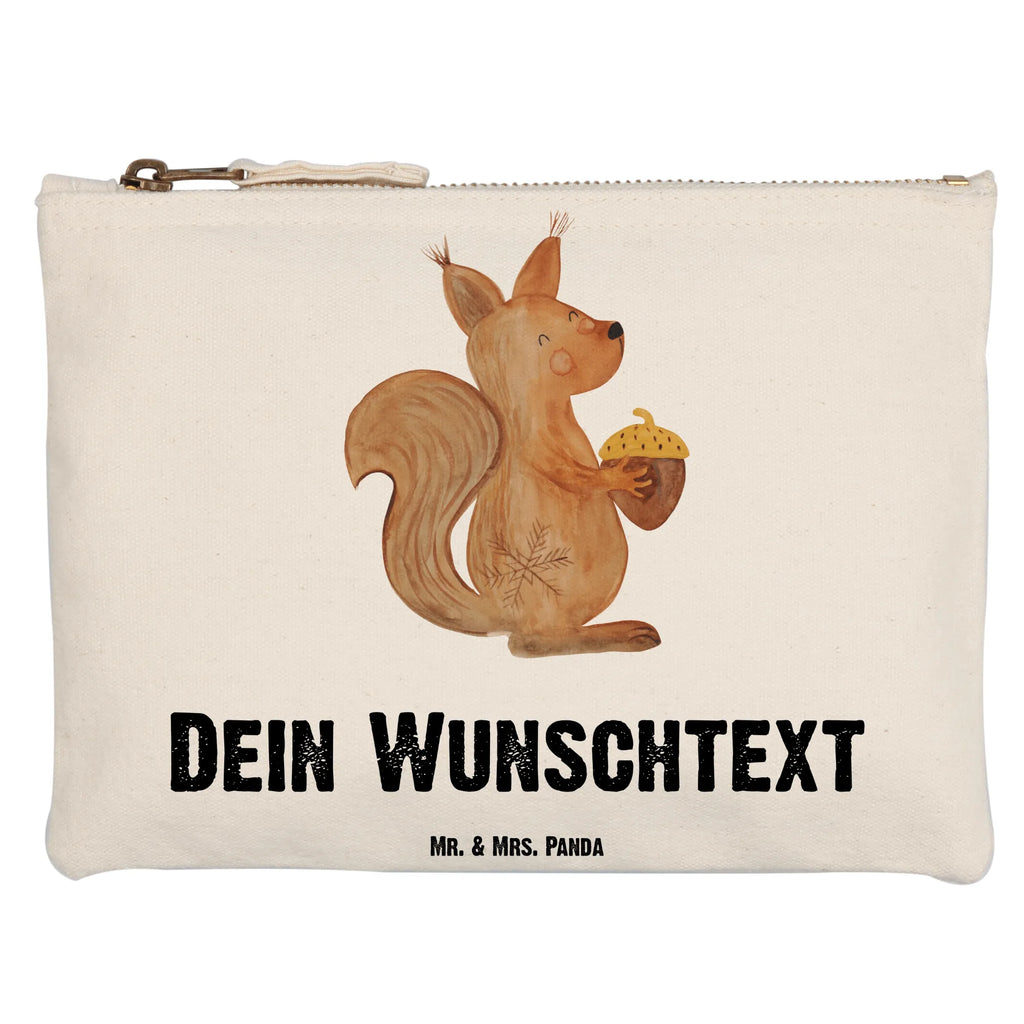 Personalisierte Schminktasche Eichhörnchen Weihnachten Personalisierte Schminktasche, Personalisierte Kosmetiktasche, Personalisierter Kosmetikbeutel, Personalisiertes Stiftemäppchen, Personalisiertes Etui, Personalisierte Federmappe, Personalisierte Makeup Bag, Personalisiertes Schminketui, Personalisiertes Kosmetiketui, Personalisiertes Schlamperetui, Schminktasche mit Namen, Kosmetiktasche mit Namen, Kosmetikbeutel mit Namen, Stiftemäppchen mit Namen, Etui mit Namen, Federmappe mit Namen, Makeup Bg mit Namen, Schminketui mit Namen, Kosmetiketui mit Namen, Schlamperetui mit Namen, Schminktasche personalisieren, Schminktasche bedrucken, Schminktasche selbst gestalten, Winter, Weihnachten, Weihnachtsdeko, Nikolaus, Advent, Heiligabend, Wintermotiv, Frohe Weihnachten, Frohes neues Jahr, Guten Rutsch, Weihnachtsmotiv, Weihnachtsgruß, Neujahr, Vogel