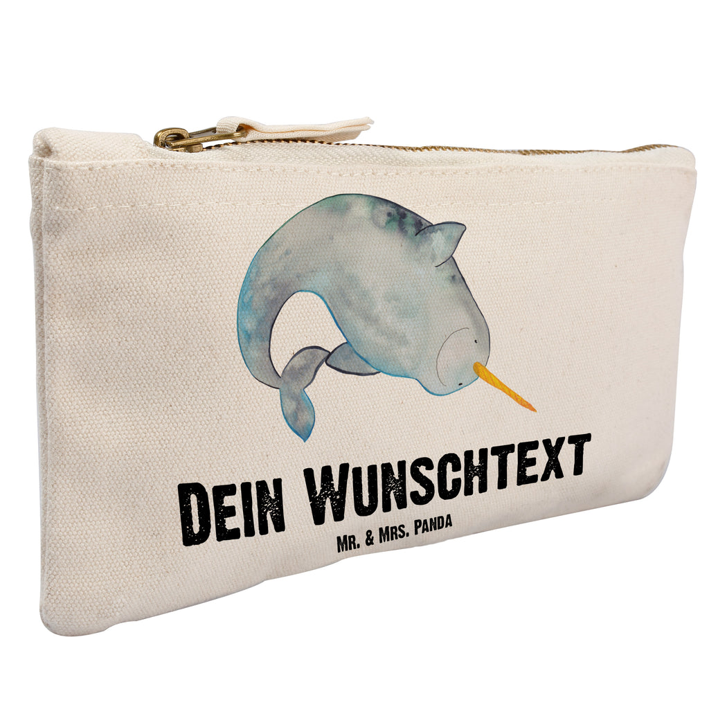 Personalisierte Schminktasche Narwal Personalisierte Schminktasche, Personalisierte Kosmetiktasche, Personalisierter Kosmetikbeutel, Personalisiertes Stiftemäppchen, Personalisiertes Etui, Personalisierte Federmappe, Personalisierte Makeup Bag, Personalisiertes Schminketui, Personalisiertes Kosmetiketui, Personalisiertes Schlamperetui, Schminktasche mit Namen, Kosmetiktasche mit Namen, Kosmetikbeutel mit Namen, Stiftemäppchen mit Namen, Etui mit Namen, Federmappe mit Namen, Makeup Bg mit Namen, Schminketui mit Namen, Kosmetiketui mit Namen, Schlamperetui mit Namen, Schminktasche personalisieren, Schminktasche bedrucken, Schminktasche selbst gestalten, Meerestiere, Meer, Urlaub, Narwal, Wal, Putzen, Hausfrau, Junggesellin, aufräumen, Kinderzimmer