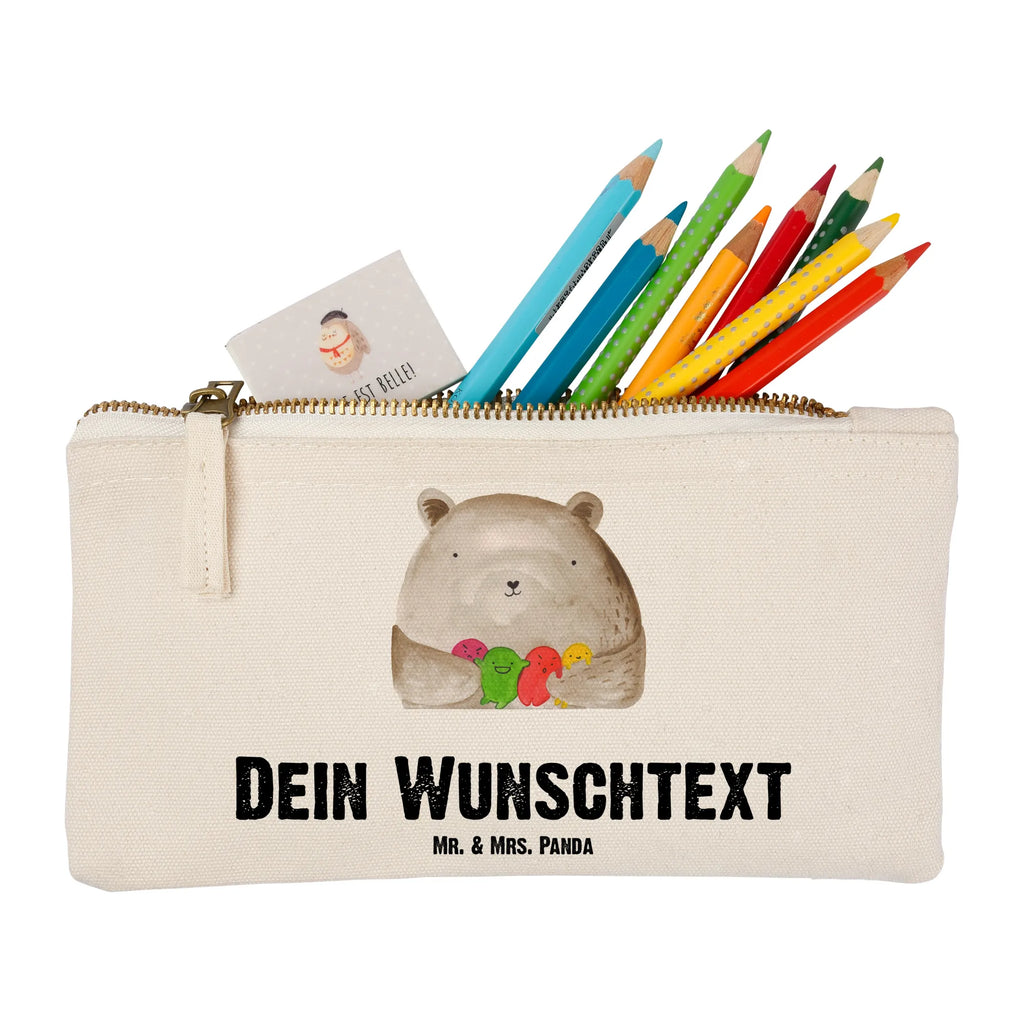 Personalisierte Schminktasche Bär Gefühl Personalisierte Schminktasche, Personalisierte Kosmetiktasche, Personalisierter Kosmetikbeutel, Personalisiertes Stiftemäppchen, Personalisiertes Etui, Personalisierte Federmappe, Personalisierte Makeup Bag, Personalisiertes Schminketui, Personalisiertes Kosmetiketui, Personalisiertes Schlamperetui, Schminktasche mit Namen, Kosmetiktasche mit Namen, Kosmetikbeutel mit Namen, Stiftemäppchen mit Namen, Etui mit Namen, Federmappe mit Namen, Makeup Bg mit Namen, Schminketui mit Namen, Kosmetiketui mit Namen, Schlamperetui mit Namen, Schminktasche personalisieren, Schminktasche bedrucken, Schminktasche selbst gestalten, Bär, Teddy, Teddybär, Wahnsinn, Verrückt, Durchgedreht