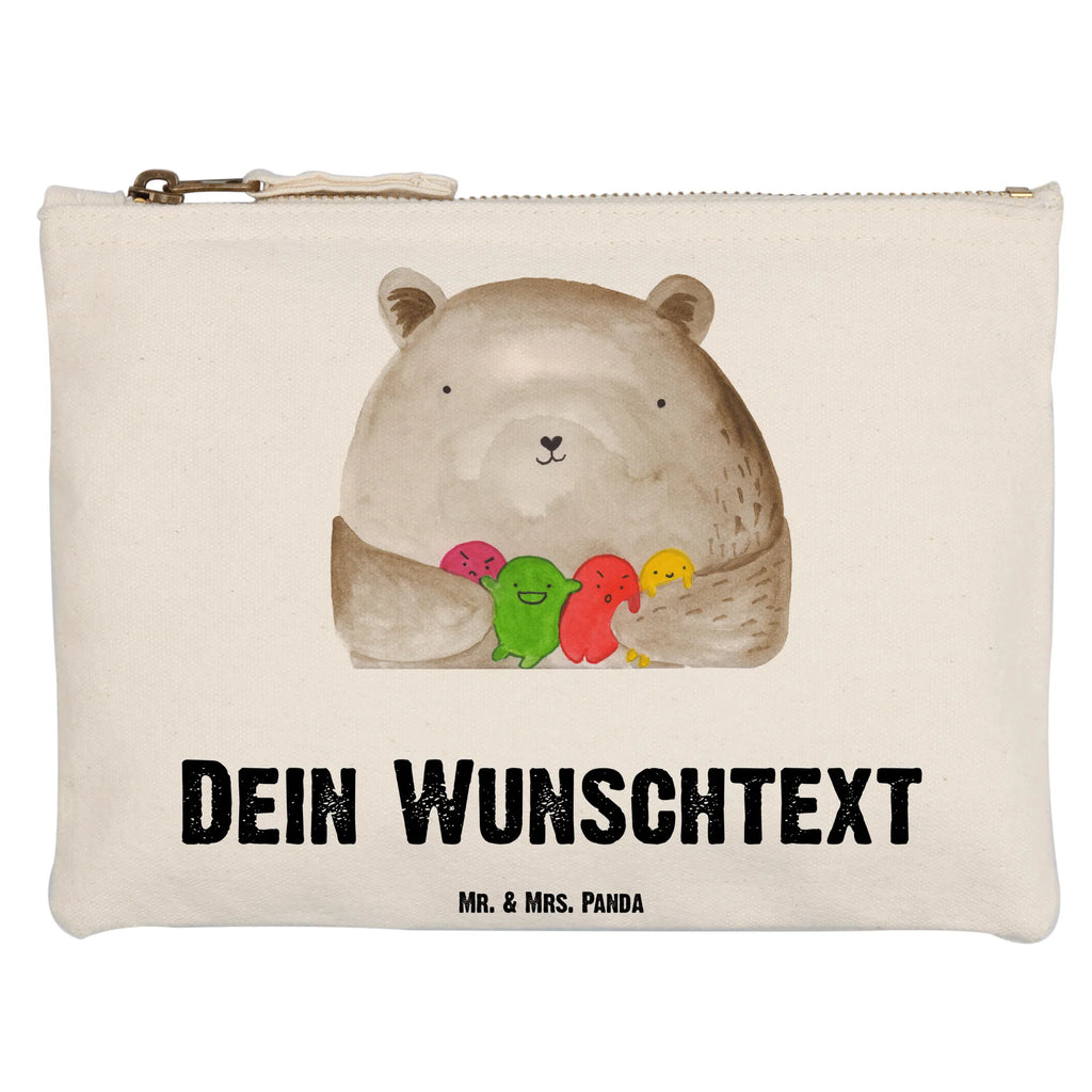 Personalisierte Schminktasche Bär Gefühl Personalisierte Schminktasche, Personalisierte Kosmetiktasche, Personalisierter Kosmetikbeutel, Personalisiertes Stiftemäppchen, Personalisiertes Etui, Personalisierte Federmappe, Personalisierte Makeup Bag, Personalisiertes Schminketui, Personalisiertes Kosmetiketui, Personalisiertes Schlamperetui, Schminktasche mit Namen, Kosmetiktasche mit Namen, Kosmetikbeutel mit Namen, Stiftemäppchen mit Namen, Etui mit Namen, Federmappe mit Namen, Makeup Bg mit Namen, Schminketui mit Namen, Kosmetiketui mit Namen, Schlamperetui mit Namen, Schminktasche personalisieren, Schminktasche bedrucken, Schminktasche selbst gestalten, Bär, Teddy, Teddybär, Wahnsinn, Verrückt, Durchgedreht