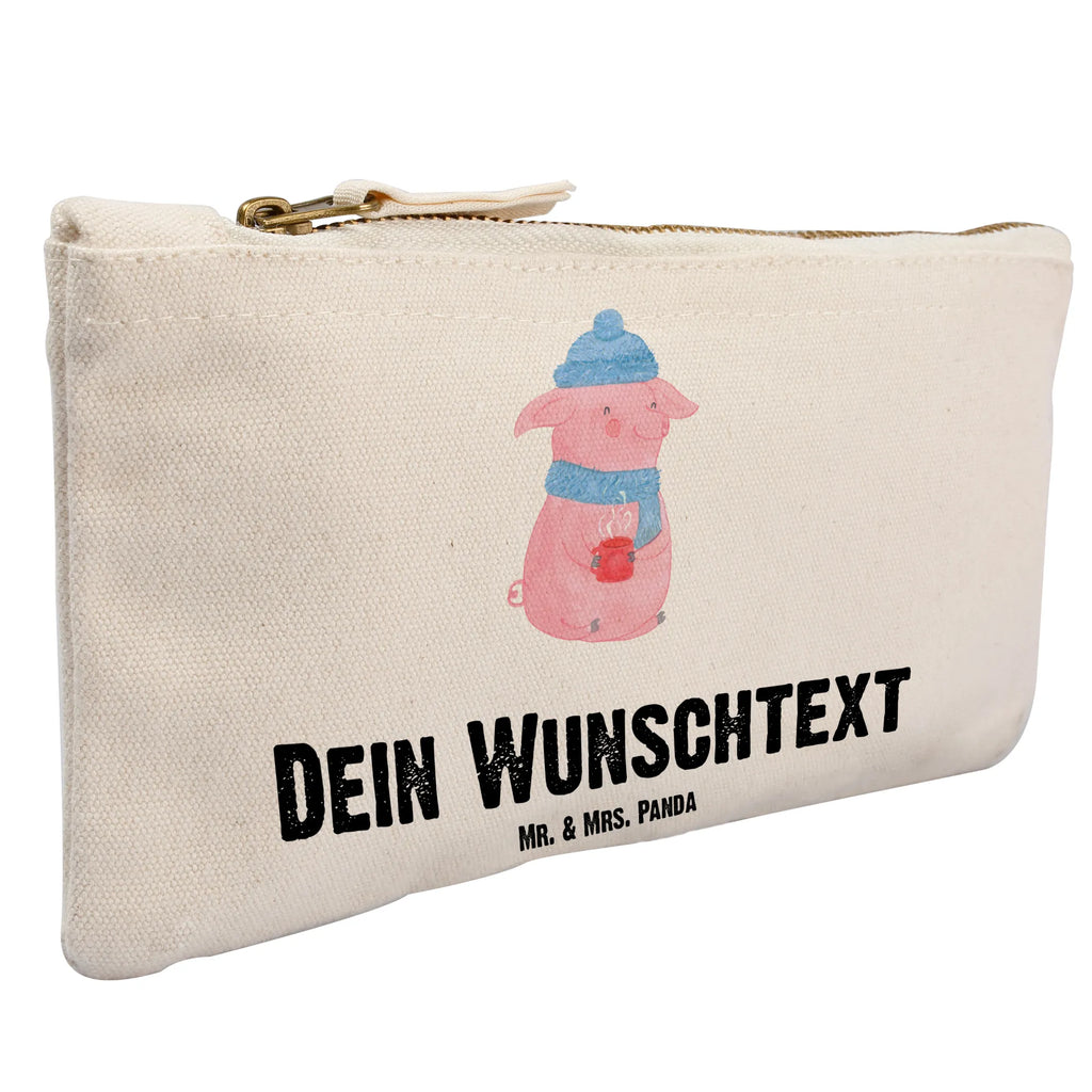 Personalisierte Schminktasche Glühschwein Personalisierte Schminktasche, Personalisierte Kosmetiktasche, Personalisierter Kosmetikbeutel, Personalisiertes Stiftemäppchen, Personalisiertes Etui, Personalisierte Federmappe, Personalisierte Makeup Bag, Personalisiertes Schminketui, Personalisiertes Kosmetiketui, Personalisiertes Schlamperetui, Schminktasche mit Namen, Kosmetiktasche mit Namen, Kosmetikbeutel mit Namen, Stiftemäppchen mit Namen, Etui mit Namen, Federmappe mit Namen, Makeup Bg mit Namen, Schminketui mit Namen, Kosmetiketui mit Namen, Schlamperetui mit Namen, Schminktasche personalisieren, Schminktasche bedrucken, Schminktasche selbst gestalten, Winter, Weihnachten, Weihnachtsdeko, Nikolaus, Advent, Heiligabend, Wintermotiv, Glühschwein, Glühwein, Weihnachtsmarkt, Punsch