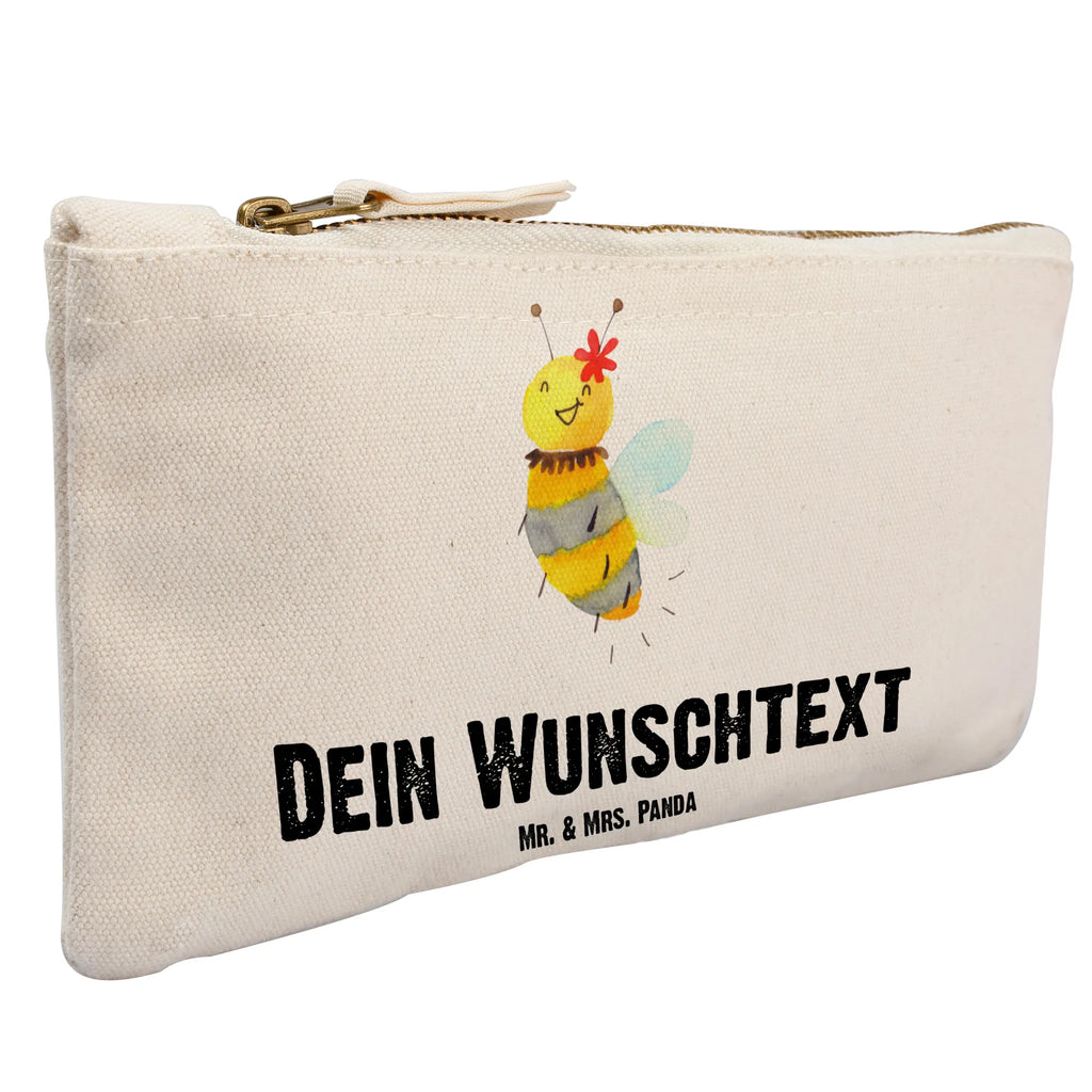 Personalisierte Schminktasche Biene Blume Personalisierte Schminktasche, Personalisierte Kosmetiktasche, Personalisierter Kosmetikbeutel, Personalisiertes Stiftemäppchen, Personalisiertes Etui, Personalisierte Federmappe, Personalisierte Makeup Bag, Personalisiertes Schminketui, Personalisiertes Kosmetiketui, Personalisiertes Schlamperetui, Schminktasche mit Namen, Kosmetiktasche mit Namen, Kosmetikbeutel mit Namen, Stiftemäppchen mit Namen, Etui mit Namen, Federmappe mit Namen, Makeup Bg mit Namen, Schminketui mit Namen, Kosmetiketui mit Namen, Schlamperetui mit Namen, Schminktasche personalisieren, Schminktasche bedrucken, Schminktasche selbst gestalten, Biene, Wespe, Hummel