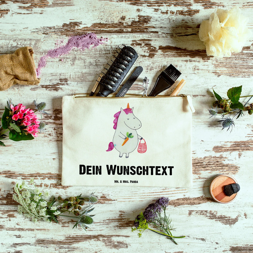 Personalisierte Schminktasche Einhorn Vegan Personalisierte Schminktasche, Personalisierte Kosmetiktasche, Personalisierter Kosmetikbeutel, Personalisiertes Stiftemäppchen, Personalisiertes Etui, Personalisierte Federmappe, Personalisierte Makeup Bag, Personalisiertes Schminketui, Personalisiertes Kosmetiketui, Personalisiertes Schlamperetui, Schminktasche mit Namen, Kosmetiktasche mit Namen, Kosmetikbeutel mit Namen, Stiftemäppchen mit Namen, Etui mit Namen, Federmappe mit Namen, Makeup Bg mit Namen, Schminketui mit Namen, Kosmetiketui mit Namen, Schlamperetui mit Namen, Schminktasche personalisieren, Schminktasche bedrucken, Schminktasche selbst gestalten, Einhorn, Einhörner, Einhorn Deko, Pegasus, Unicorn, vegan, Gesund leben, Vegetariar, Rohkost, Gesund essen, Veganismus, Veganer