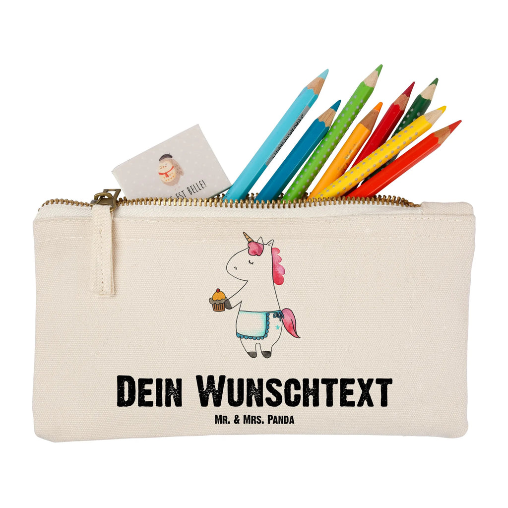 Personalisierte Schminktasche Einhorn Muffin Personalisierte Schminktasche, Personalisierte Kosmetiktasche, Personalisierter Kosmetikbeutel, Personalisiertes Stiftemäppchen, Personalisiertes Etui, Personalisierte Federmappe, Personalisierte Makeup Bag, Personalisiertes Schminketui, Personalisiertes Kosmetiketui, Personalisiertes Schlamperetui, Schminktasche mit Namen, Kosmetiktasche mit Namen, Kosmetikbeutel mit Namen, Stiftemäppchen mit Namen, Etui mit Namen, Federmappe mit Namen, Makeup Bg mit Namen, Schminketui mit Namen, Kosmetiketui mit Namen, Schlamperetui mit Namen, Schminktasche personalisieren, Schminktasche bedrucken, Schminktasche selbst gestalten, Einhorn, Einhörner, Einhorn Deko, Pegasus, Unicorn, Geburtstag, Backen, Muffin, Kekse, Geburtstagsgrüße, Glückwünsche, Liebesgrüße, Grüße