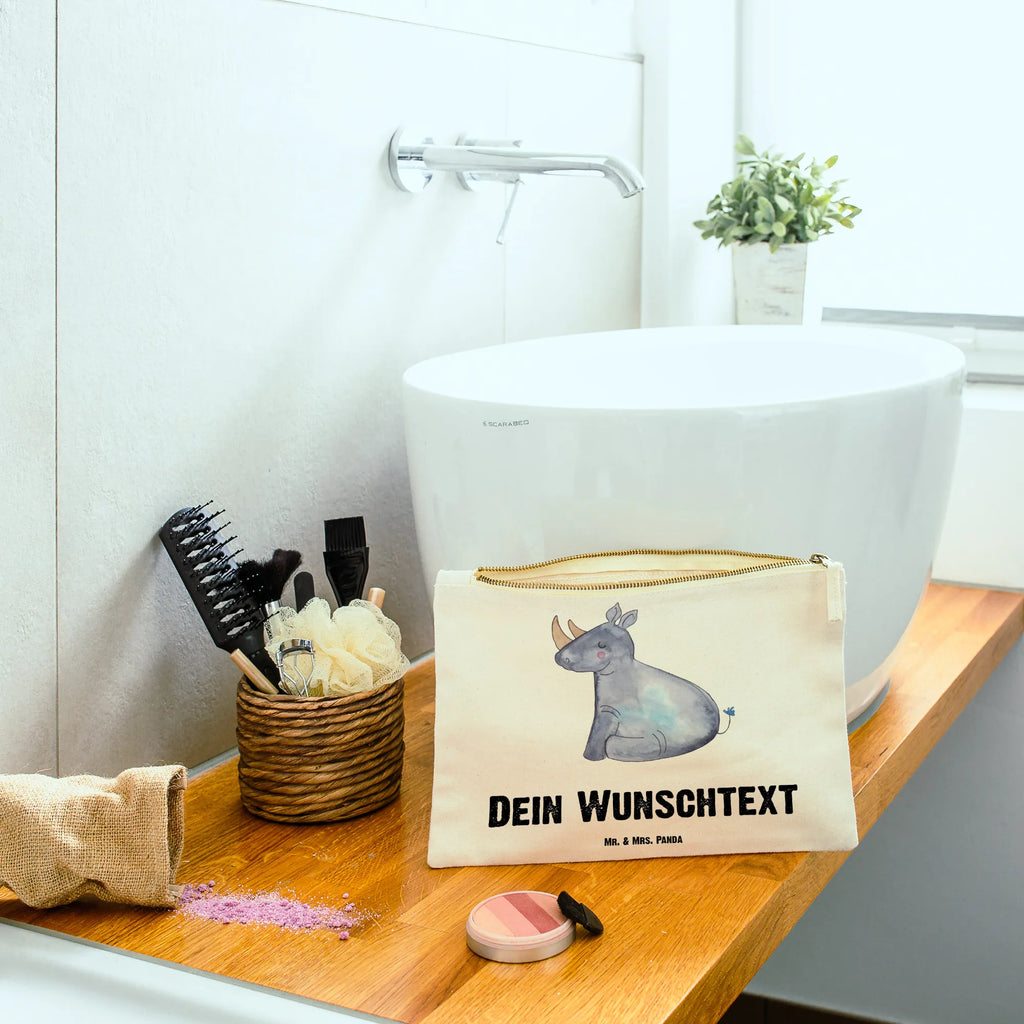 Personalisierte Schminktasche Einhorn Nashorn Personalisierte Schminktasche, Personalisierte Kosmetiktasche, Personalisierter Kosmetikbeutel, Personalisiertes Stiftemäppchen, Personalisiertes Etui, Personalisierte Federmappe, Personalisierte Makeup Bag, Personalisiertes Schminketui, Personalisiertes Kosmetiketui, Personalisiertes Schlamperetui, Schminktasche mit Namen, Kosmetiktasche mit Namen, Kosmetikbeutel mit Namen, Stiftemäppchen mit Namen, Etui mit Namen, Federmappe mit Namen, Makeup Bg mit Namen, Schminketui mit Namen, Kosmetiketui mit Namen, Schlamperetui mit Namen, Schminktasche personalisieren, Schminktasche bedrucken, Schminktasche selbst gestalten, Einhorn, Einhörner, Einhorn Deko, Pegasus, Unicorn, Regenbogen, witzig, lustig, Zoo, Glitzer, Einhornpower, Erwachsenwerden, Nashorn, Nashörner