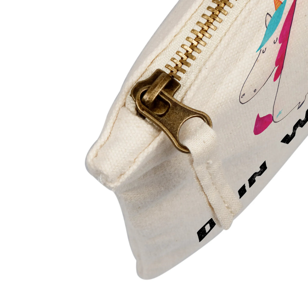 Personalisierte Schminktasche Einhörner Umarmen Personalisierte Schminktasche, Personalisierte Kosmetiktasche, Personalisierter Kosmetikbeutel, Personalisiertes Stiftemäppchen, Personalisiertes Etui, Personalisierte Federmappe, Personalisierte Makeup Bag, Personalisiertes Schminketui, Personalisiertes Kosmetiketui, Personalisiertes Schlamperetui, Schminktasche mit Namen, Kosmetiktasche mit Namen, Kosmetikbeutel mit Namen, Stiftemäppchen mit Namen, Etui mit Namen, Federmappe mit Namen, Makeup Bg mit Namen, Schminketui mit Namen, Kosmetiketui mit Namen, Schlamperetui mit Namen, Schminktasche personalisieren, Schminktasche bedrucken, Schminktasche selbst gestalten, Einhorn, Einhörner, Einhorn Deko, Pegasus, Unicorn, Freundinnen, Freundin, BFF, Schwester, Schwestern, Familie, Geschwister, Sister, Liebe