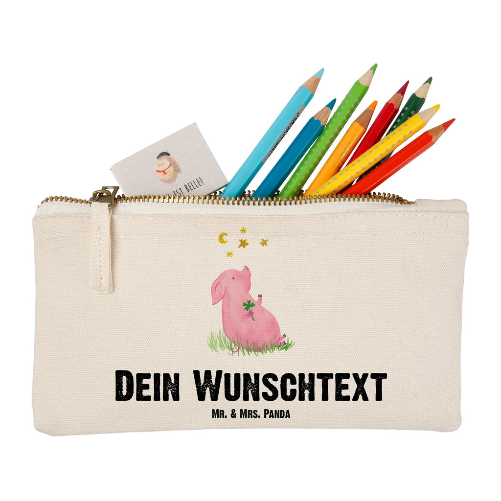 Personalisierte Schminktasche Glücksschwein Personalisierte Schminktasche, Personalisierte Kosmetiktasche, Personalisierter Kosmetikbeutel, Personalisiertes Stiftemäppchen, Personalisiertes Etui, Personalisierte Federmappe, Personalisierte Makeup Bag, Personalisiertes Schminketui, Personalisiertes Kosmetiketui, Personalisiertes Schlamperetui, Schminktasche mit Namen, Kosmetiktasche mit Namen, Kosmetikbeutel mit Namen, Stiftemäppchen mit Namen, Etui mit Namen, Federmappe mit Namen, Makeup Bg mit Namen, Schminketui mit Namen, Kosmetiketui mit Namen, Schlamperetui mit Namen, Schminktasche personalisieren, Schminktasche bedrucken, Schminktasche selbst gestalten, Tiermotive, Gute Laune, lustige Sprüche, Tiere, Glücksschwein. Glück, Schwein, Schweinchen, Sterne, Sernchen, Ziele, Träume, Motivation, Glücksbringer