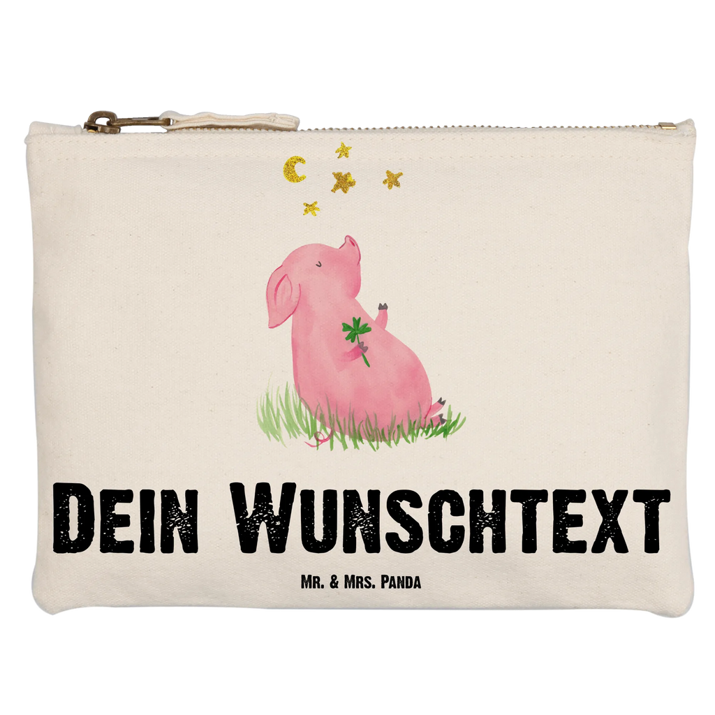 Personalisierte Schminktasche Glücksschwein Personalisierte Schminktasche, Personalisierte Kosmetiktasche, Personalisierter Kosmetikbeutel, Personalisiertes Stiftemäppchen, Personalisiertes Etui, Personalisierte Federmappe, Personalisierte Makeup Bag, Personalisiertes Schminketui, Personalisiertes Kosmetiketui, Personalisiertes Schlamperetui, Schminktasche mit Namen, Kosmetiktasche mit Namen, Kosmetikbeutel mit Namen, Stiftemäppchen mit Namen, Etui mit Namen, Federmappe mit Namen, Makeup Bg mit Namen, Schminketui mit Namen, Kosmetiketui mit Namen, Schlamperetui mit Namen, Schminktasche personalisieren, Schminktasche bedrucken, Schminktasche selbst gestalten, Tiermotive, Gute Laune, lustige Sprüche, Tiere, Glücksschwein. Glück, Schwein, Schweinchen, Sterne, Sernchen, Ziele, Träume, Motivation, Glücksbringer