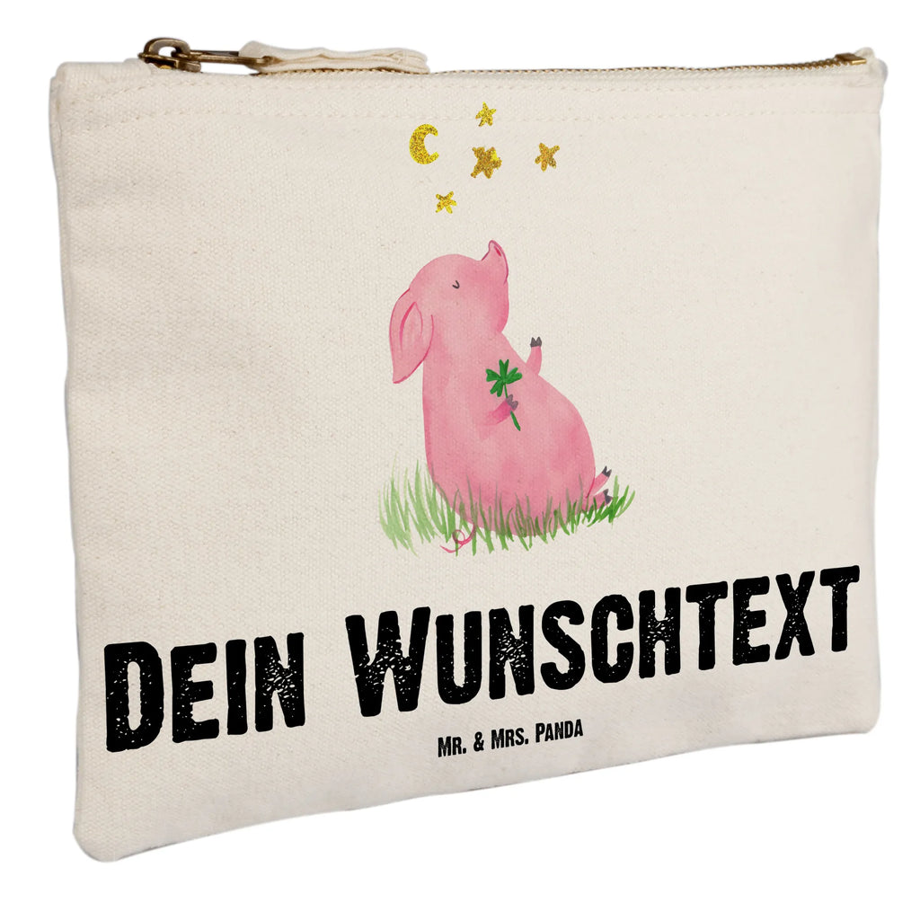 Personalisierte Schminktasche Glücksschwein Personalisierte Schminktasche, Personalisierte Kosmetiktasche, Personalisierter Kosmetikbeutel, Personalisiertes Stiftemäppchen, Personalisiertes Etui, Personalisierte Federmappe, Personalisierte Makeup Bag, Personalisiertes Schminketui, Personalisiertes Kosmetiketui, Personalisiertes Schlamperetui, Schminktasche mit Namen, Kosmetiktasche mit Namen, Kosmetikbeutel mit Namen, Stiftemäppchen mit Namen, Etui mit Namen, Federmappe mit Namen, Makeup Bg mit Namen, Schminketui mit Namen, Kosmetiketui mit Namen, Schlamperetui mit Namen, Schminktasche personalisieren, Schminktasche bedrucken, Schminktasche selbst gestalten, Tiermotive, Gute Laune, lustige Sprüche, Tiere, Glücksschwein. Glück, Schwein, Schweinchen, Sterne, Sernchen, Ziele, Träume, Motivation, Glücksbringer