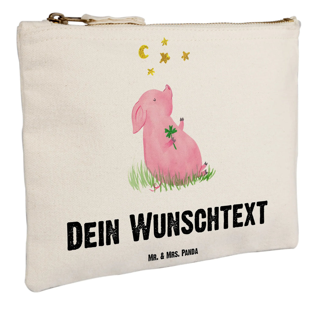 Personalisierte Schminktasche Glücksschwein Personalisierte Schminktasche, Personalisierte Kosmetiktasche, Personalisierter Kosmetikbeutel, Personalisiertes Stiftemäppchen, Personalisiertes Etui, Personalisierte Federmappe, Personalisierte Makeup Bag, Personalisiertes Schminketui, Personalisiertes Kosmetiketui, Personalisiertes Schlamperetui, Schminktasche mit Namen, Kosmetiktasche mit Namen, Kosmetikbeutel mit Namen, Stiftemäppchen mit Namen, Etui mit Namen, Federmappe mit Namen, Makeup Bg mit Namen, Schminketui mit Namen, Kosmetiketui mit Namen, Schlamperetui mit Namen, Schminktasche personalisieren, Schminktasche bedrucken, Schminktasche selbst gestalten, Tiermotive, Gute Laune, lustige Sprüche, Tiere, Glücksschwein. Glück, Schwein, Schweinchen, Sterne, Sernchen, Ziele, Träume, Motivation, Glücksbringer