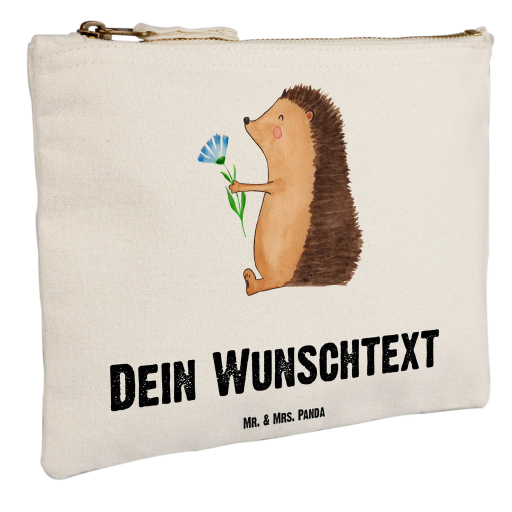 Personalisierte Schminktasche Igel mit Blume Personalisierte Schminktasche, Personalisierte Kosmetiktasche, Personalisierter Kosmetikbeutel, Personalisiertes Stiftemäppchen, Personalisiertes Etui, Personalisierte Federmappe, Personalisierte Makeup Bag, Personalisiertes Schminketui, Personalisiertes Kosmetiketui, Personalisiertes Schlamperetui, Schminktasche mit Namen, Kosmetiktasche mit Namen, Kosmetikbeutel mit Namen, Stiftemäppchen mit Namen, Etui mit Namen, Federmappe mit Namen, Makeup Bg mit Namen, Schminketui mit Namen, Kosmetiketui mit Namen, Schlamperetui mit Namen, Schminktasche personalisieren, Schminktasche bedrucken, Schminktasche selbst gestalten, Tiermotive, Gute Laune, lustige Sprüche, Tiere, Igel, Gute Besserung, Genesungswünsche, Krankheit, Krankenhaus, krank, Besuch