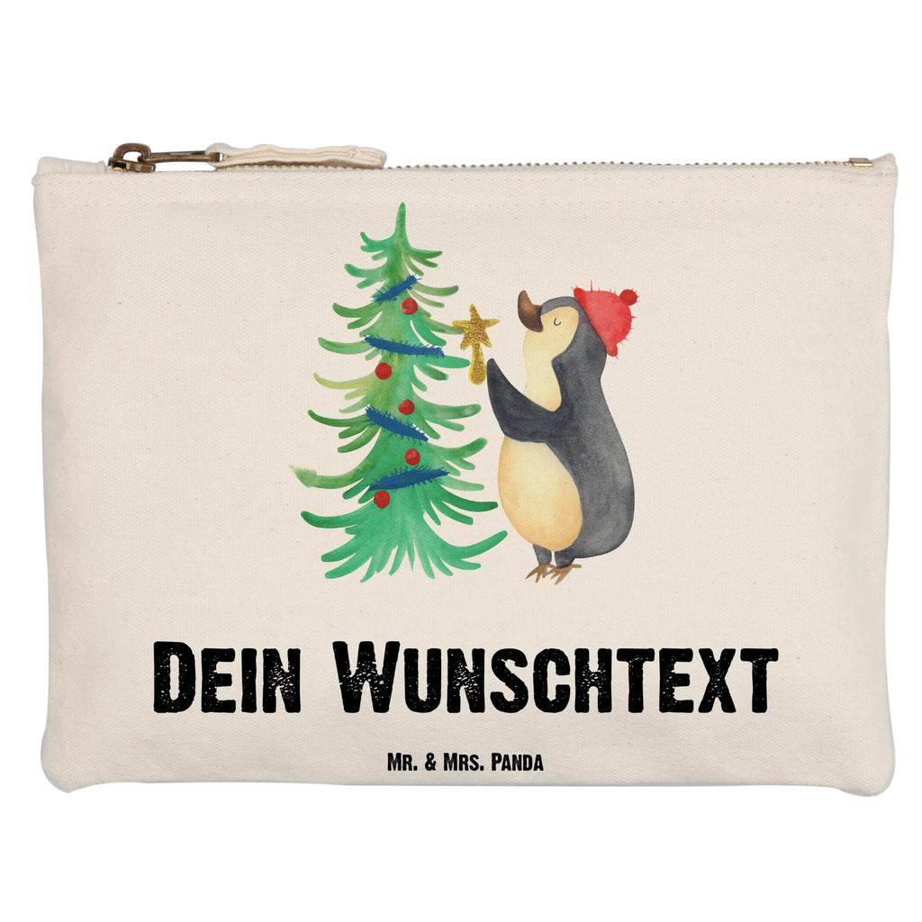 Personalisierte Schminktasche Pinguin Weihnachtsbaum Personalisierte Schminktasche, Personalisierte Kosmetiktasche, Personalisierter Kosmetikbeutel, Personalisiertes Stiftemäppchen, Personalisiertes Etui, Personalisierte Federmappe, Personalisierte Makeup Bag, Personalisiertes Schminketui, Personalisiertes Kosmetiketui, Personalisiertes Schlamperetui, Schminktasche mit Namen, Kosmetiktasche mit Namen, Kosmetikbeutel mit Namen, Stiftemäppchen mit Namen, Etui mit Namen, Federmappe mit Namen, Makeup Bg mit Namen, Schminketui mit Namen, Kosmetiketui mit Namen, Schlamperetui mit Namen, Schminktasche personalisieren, Schminktasche bedrucken, Schminktasche selbst gestalten, Winter, Weihnachten, Weihnachtsdeko, Nikolaus, Advent, Heiligabend, Wintermotiv, Pinguin