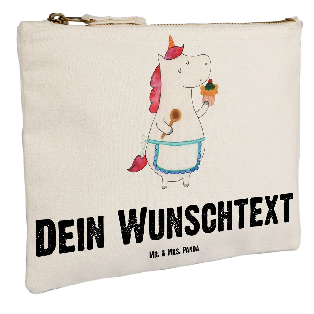 Personalisierte Schminktasche Einhorn Küchenfee Personalisierte Schminktasche, Personalisierte Kosmetiktasche, Personalisierter Kosmetikbeutel, Personalisiertes Stiftemäppchen, Personalisiertes Etui, Personalisierte Federmappe, Personalisierte Makeup Bag, Personalisiertes Schminketui, Personalisiertes Kosmetiketui, Personalisiertes Schlamperetui, Schminktasche mit Namen, Kosmetiktasche mit Namen, Kosmetikbeutel mit Namen, Stiftemäppchen mit Namen, Etui mit Namen, Federmappe mit Namen, Makeup Bg mit Namen, Schminketui mit Namen, Kosmetiketui mit Namen, Schlamperetui mit Namen, Schminktasche personalisieren, Schminktasche bedrucken, Schminktasche selbst gestalten, Einhorn, Einhörner, Einhorn Deko, Pegasus, Unicorn, backen, Muffin, Motivation, Träumer, träumen, Bäckerin, Hobbykoch, Koch, Torte, Kuchen