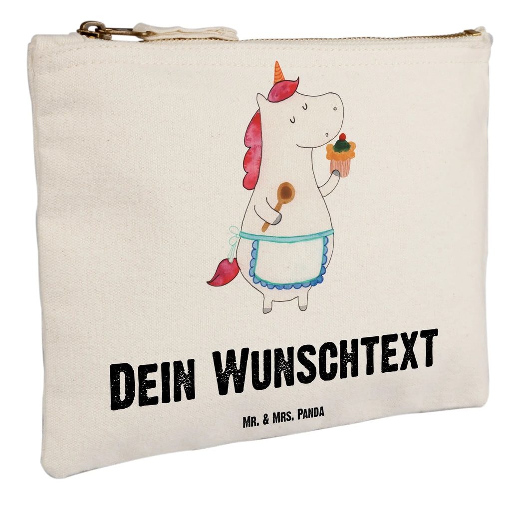 Personalisierte Schminktasche Einhorn Küchenfee Personalisierte Schminktasche, Personalisierte Kosmetiktasche, Personalisierter Kosmetikbeutel, Personalisiertes Stiftemäppchen, Personalisiertes Etui, Personalisierte Federmappe, Personalisierte Makeup Bag, Personalisiertes Schminketui, Personalisiertes Kosmetiketui, Personalisiertes Schlamperetui, Schminktasche mit Namen, Kosmetiktasche mit Namen, Kosmetikbeutel mit Namen, Stiftemäppchen mit Namen, Etui mit Namen, Federmappe mit Namen, Makeup Bg mit Namen, Schminketui mit Namen, Kosmetiketui mit Namen, Schlamperetui mit Namen, Schminktasche personalisieren, Schminktasche bedrucken, Schminktasche selbst gestalten, Einhorn, Einhörner, Einhorn Deko, Pegasus, Unicorn, backen, Muffin, Motivation, Träumer, träumen, Bäckerin, Hobbykoch, Koch, Torte, Kuchen