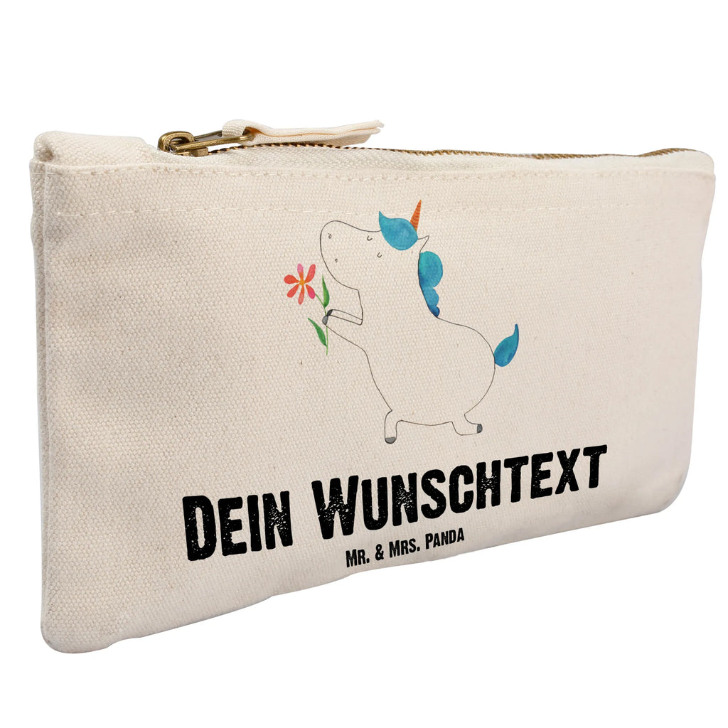 Personalisierte Schminktasche Einhorn Blume Personalisierte Schminktasche, Personalisierte Kosmetiktasche, Personalisierter Kosmetikbeutel, Personalisiertes Stiftemäppchen, Personalisiertes Etui, Personalisierte Federmappe, Personalisierte Makeup Bag, Personalisiertes Schminketui, Personalisiertes Kosmetiketui, Personalisiertes Schlamperetui, Schminktasche mit Namen, Kosmetiktasche mit Namen, Kosmetikbeutel mit Namen, Stiftemäppchen mit Namen, Etui mit Namen, Federmappe mit Namen, Makeup Bg mit Namen, Schminketui mit Namen, Kosmetiketui mit Namen, Schlamperetui mit Namen, Schminktasche personalisieren, Schminktasche bedrucken, Schminktasche selbst gestalten, Einhorn, Einhörner, Einhorn Deko, Pegasus, Unicorn, Liebe, Liebesbeweis, Antrag, Heiratsantrag, Verlobung, Ehepaar, Pärchen, Partner, Freund, Freundin, Ehe, heiraten