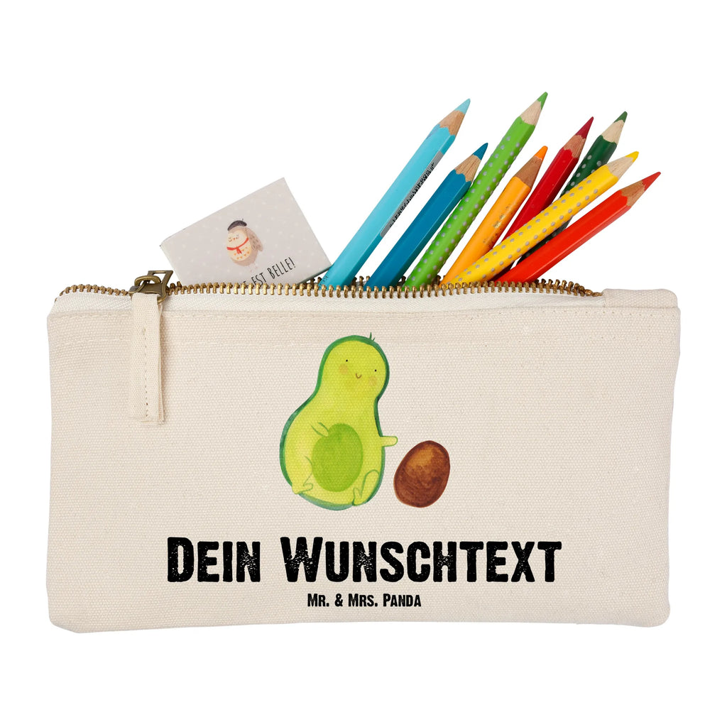 Personalisierte Schminktasche Avocado rollt Kern Personalisierte Schminktasche, Personalisierte Kosmetiktasche, Personalisierter Kosmetikbeutel, Personalisiertes Stiftemäppchen, Personalisiertes Etui, Personalisierte Federmappe, Personalisierte Makeup Bag, Personalisiertes Schminketui, Personalisiertes Kosmetiketui, Personalisiertes Schlamperetui, Schminktasche mit Namen, Kosmetiktasche mit Namen, Kosmetikbeutel mit Namen, Stiftemäppchen mit Namen, Etui mit Namen, Federmappe mit Namen, Makeup Bg mit Namen, Schminketui mit Namen, Kosmetiketui mit Namen, Schlamperetui mit Namen, Schminktasche personalisieren, Schminktasche bedrucken, Schminktasche selbst gestalten, Avocado, Veggie, Vegan, Gesund, Avocados, Schwanger, Geburt, Geburtstag, Säugling, Kind, erstes Kind, zur Geburt, Schwangerschaft, Babyparty, Baby, große Liebe, Liebe, Love