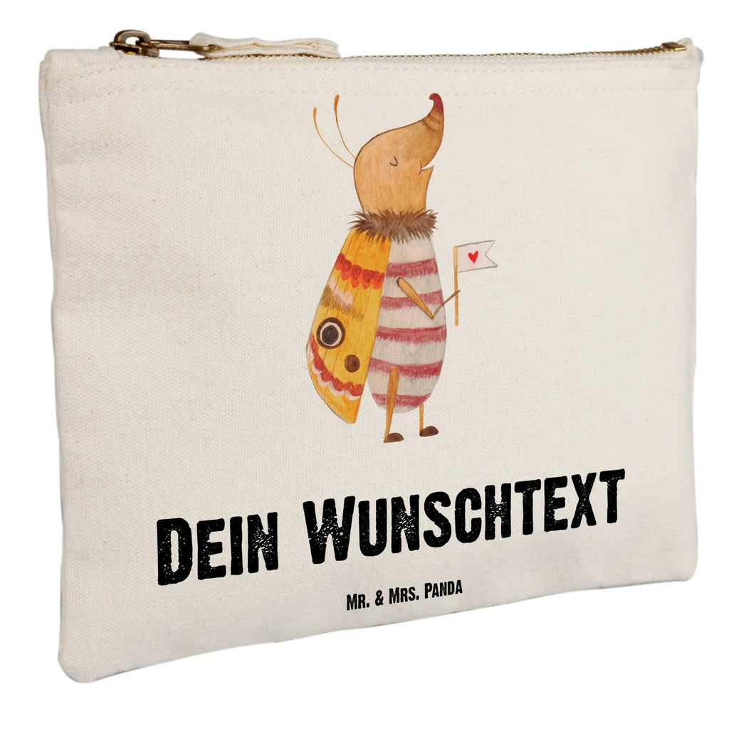 Personalisierte Schminktasche Nachtfalter mit Fähnchen Personalisierte Schminktasche, Personalisierte Kosmetiktasche, Personalisierter Kosmetikbeutel, Personalisiertes Stiftemäppchen, Personalisiertes Etui, Personalisierte Federmappe, Personalisierte Makeup Bag, Personalisiertes Schminketui, Personalisiertes Kosmetiketui, Personalisiertes Schlamperetui, Schminktasche mit Namen, Kosmetiktasche mit Namen, Kosmetikbeutel mit Namen, Stiftemäppchen mit Namen, Etui mit Namen, Federmappe mit Namen, Makeup Bg mit Namen, Schminketui mit Namen, Kosmetiketui mit Namen, Schlamperetui mit Namen, Schminktasche personalisieren, Schminktasche bedrucken, Schminktasche selbst gestalten, Tiermotive, Gute Laune, lustige Sprüche, Tiere, Nachtfalter, Käfer, Spruch lustig, Spruch witzig, süß, niedlich, Küche Deko, Was kostet die Welt