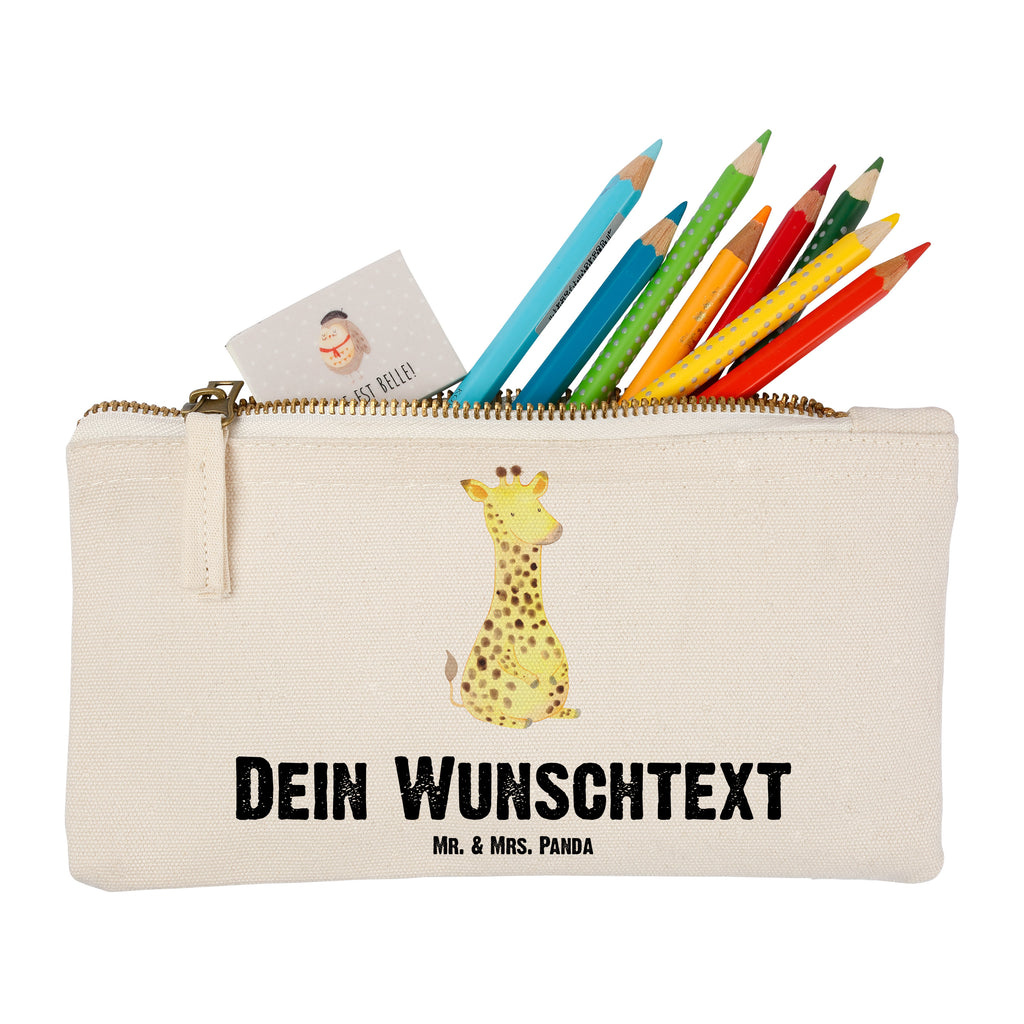 Personalisierte Schminktasche Giraffe Zufrieden Personalisierte Schminktasche, Personalisierte Kosmetiktasche, Personalisierter Kosmetikbeutel, Personalisiertes Stiftemäppchen, Personalisiertes Etui, Personalisierte Federmappe, Personalisierte Makeup Bag, Personalisiertes Schminketui, Personalisiertes Kosmetiketui, Personalisiertes Schlamperetui, Schminktasche mit Namen, Kosmetiktasche mit Namen, Kosmetikbeutel mit Namen, Stiftemäppchen mit Namen, Etui mit Namen, Federmappe mit Namen, Makeup Bg mit Namen, Schminketui mit Namen, Kosmetiketui mit Namen, Schlamperetui mit Namen, Schminktasche personalisieren, Schminktasche bedrucken, Schminktasche selbst gestalten, Afrika, Wildtiere, Giraffe, Zufrieden, Glück, Abenteuer