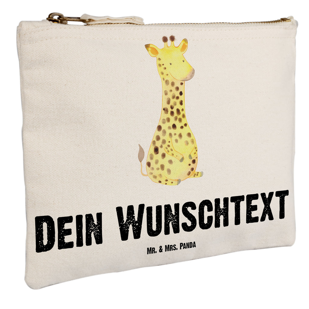 Personalisierte Schminktasche Giraffe Zufrieden Personalisierte Schminktasche, Personalisierte Kosmetiktasche, Personalisierter Kosmetikbeutel, Personalisiertes Stiftemäppchen, Personalisiertes Etui, Personalisierte Federmappe, Personalisierte Makeup Bag, Personalisiertes Schminketui, Personalisiertes Kosmetiketui, Personalisiertes Schlamperetui, Schminktasche mit Namen, Kosmetiktasche mit Namen, Kosmetikbeutel mit Namen, Stiftemäppchen mit Namen, Etui mit Namen, Federmappe mit Namen, Makeup Bg mit Namen, Schminketui mit Namen, Kosmetiketui mit Namen, Schlamperetui mit Namen, Schminktasche personalisieren, Schminktasche bedrucken, Schminktasche selbst gestalten, Afrika, Wildtiere, Giraffe, Zufrieden, Glück, Abenteuer