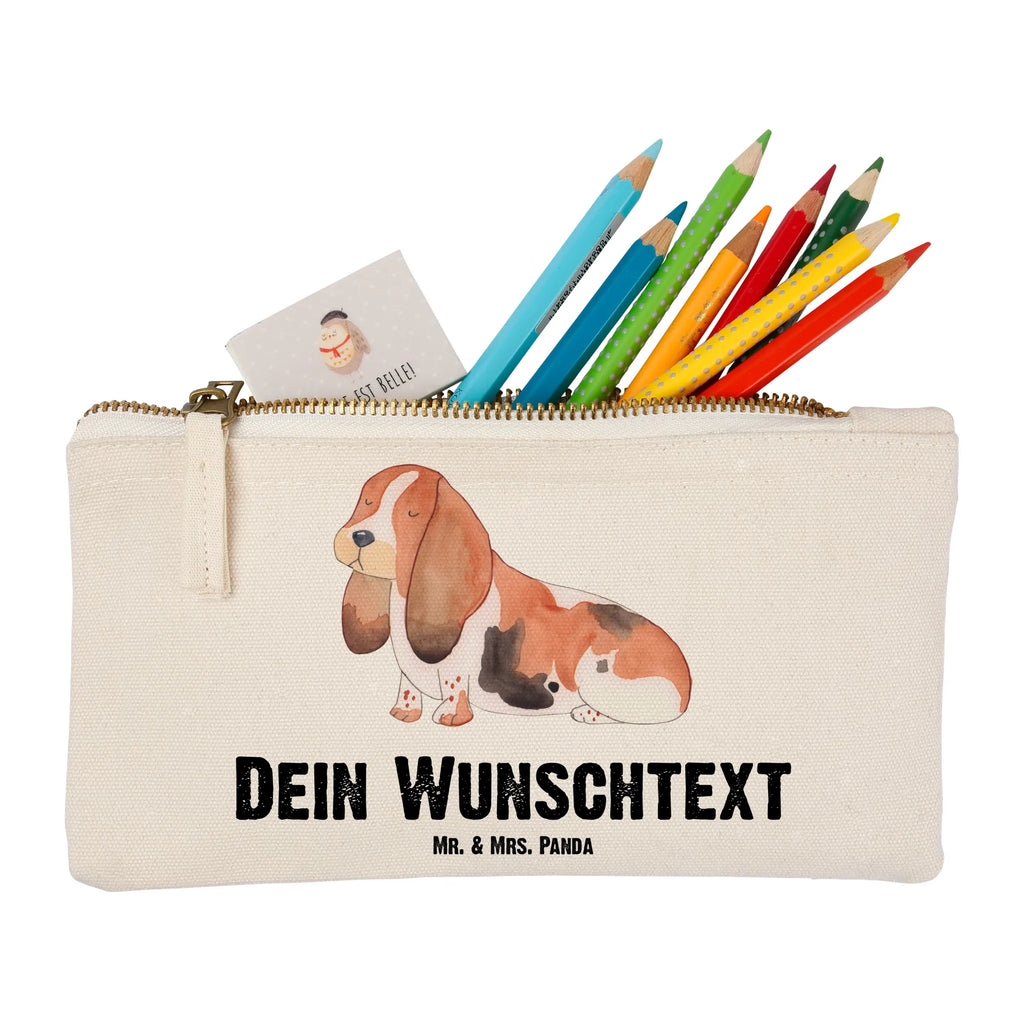 Personalisierte Schminktasche Hund Basset Hound Personalisierte Schminktasche, Personalisierte Kosmetiktasche, Personalisierter Kosmetikbeutel, Personalisiertes Stiftemäppchen, Personalisiertes Etui, Personalisierte Federmappe, Personalisierte Makeup Bag, Personalisiertes Schminketui, Personalisiertes Kosmetiketui, Personalisiertes Schlamperetui, Schminktasche mit Namen, Kosmetiktasche mit Namen, Kosmetikbeutel mit Namen, Stiftemäppchen mit Namen, Etui mit Namen, Federmappe mit Namen, Makeup Bg mit Namen, Schminketui mit Namen, Kosmetiketui mit Namen, Schlamperetui mit Namen, Schminktasche personalisieren, Schminktasche bedrucken, Schminktasche selbst gestalten, Hund, Hundemotiv, Haustier, Hunderasse, Tierliebhaber, Hundebesitzer, Sprüche, Basset Hound, Basset, Hundeliebe, kinderlos