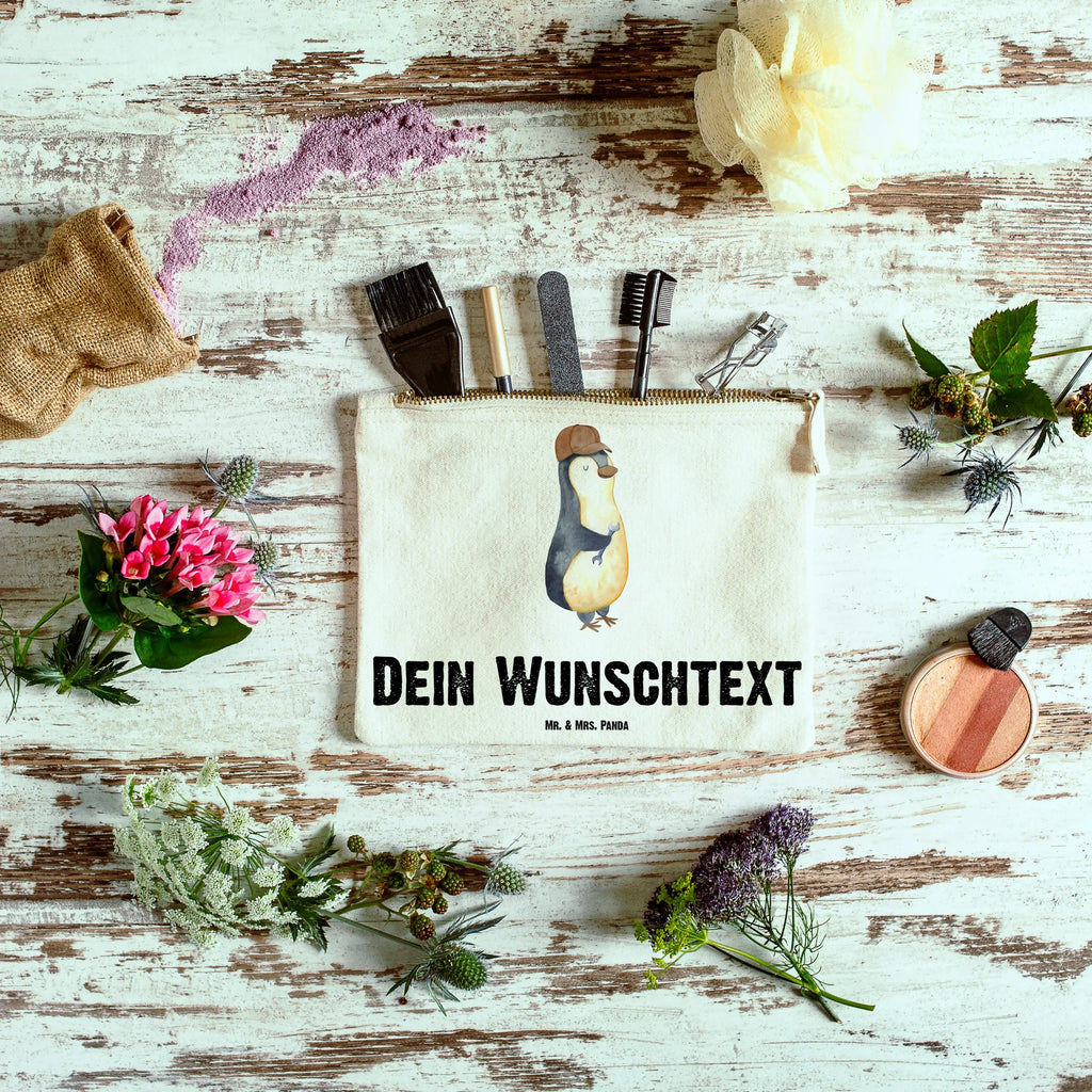 Personalisierte Schminktasche Wenn Papa es nicht reparieren kann, sind wir am Arsch Personalisierte Schminktasche, Personalisierte Kosmetiktasche, Personalisierter Kosmetikbeutel, Personalisiertes Stiftemäppchen, Personalisiertes Etui, Personalisierte Federmappe, Personalisierte Makeup Bag, Personalisiertes Schminketui, Personalisiertes Kosmetiketui, Personalisiertes Schlamperetui, Schminktasche mit Namen, Kosmetiktasche mit Namen, Kosmetikbeutel mit Namen, Stiftemäppchen mit Namen, Etui mit Namen, Federmappe mit Namen, Makeup Bg mit Namen, Schminketui mit Namen, Kosmetiketui mit Namen, Schlamperetui mit Namen, Schminktasche personalisieren, Schminktasche bedrucken, Schminktasche selbst gestalten, Familie, Vatertag, Muttertag, Bruder, Schwester, Mama, Papa, Oma, Opa, Vater, Geschenk Papa, Bester Papa der Welt