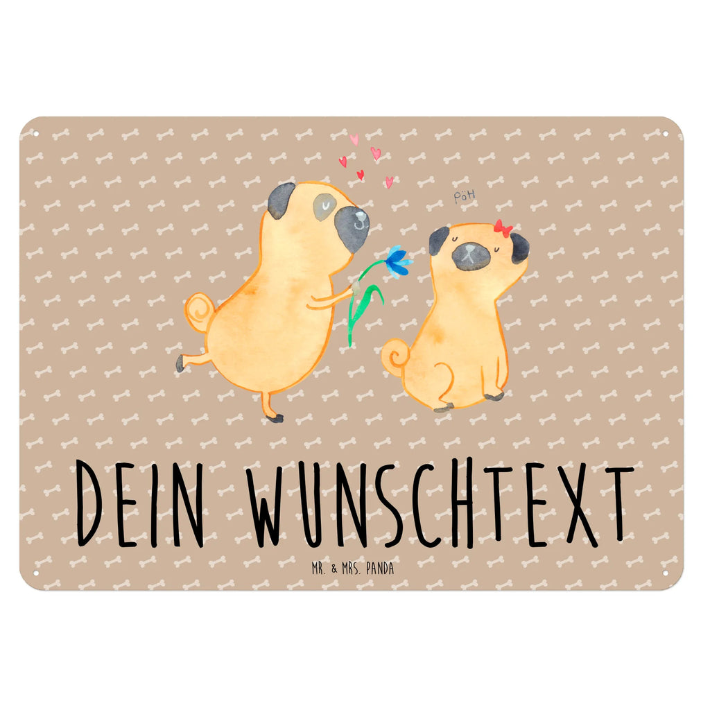 Personalisiertes Blechschild Mops Verliebt Blechschild, Metallschild, Geschenk Schild, Schild, Magnet-Metall-Schild, Deko Schild, Wandschild, Wand-Dekoration, Türschild, Hund, Hundemotiv, Haustier, Hunderasse, Tierliebhaber, Hundebesitzer, Sprüche, Mops, Möpse, Hundeliebe, verliebt, Liebe, Liebesspruch. Verlobt, Geschenk Freund, Partner