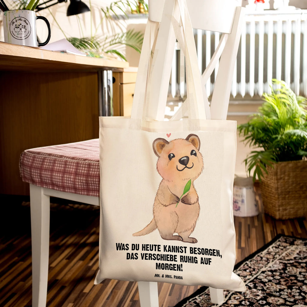 Tragetasche Quokka Happy Beuteltasche, Beutel, Einkaufstasche, Jutebeutel, Stoffbeutel, Tasche, Shopper, Umhängetasche, Strandtasche, Schultertasche, Stofftasche, Tragetasche, Badetasche, Jutetasche, Einkaufstüte, Laptoptasche, Tiermotive, Gute Laune, lustige Sprüche, Tiere, Quokka, Verschieben, Aufschieberitis, Lustiger Spruch, Niedliches Tier, Dinge erledigen