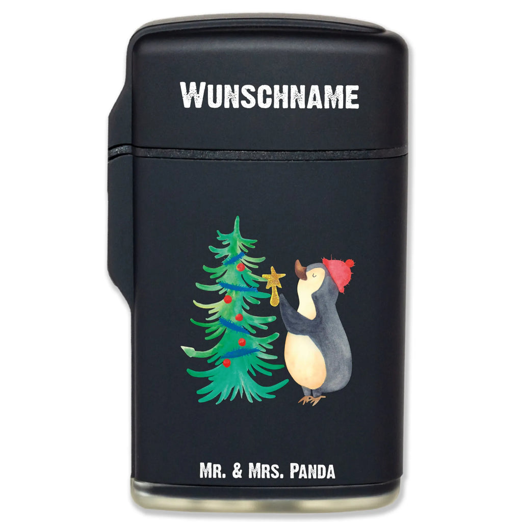 Personalisiertes Feuerzeug Pinguin Weihnachtsbaum Personalisiertes Feuerzeug, Personalisiertes Gas-Feuerzeug, Personalisiertes Sturmfeuerzeug, Feuerzeug bedrucken, Feuerzeug personalisiert, Feuerzeug personalisieren, Feuerzeug selbst gestalten, Feuerzeug Geschenkidee, Feuerzeug als Geschenk, Geschenk Feuerzeug, Feuerzeug Geschenk, Feuerzeug mit Name, Feuerzeug mit Namen, Besonderes Feuerzeug, Winter, Weihnachten, Weihnachtsdeko, Nikolaus, Advent, Heiligabend, Wintermotiv, Pinguin