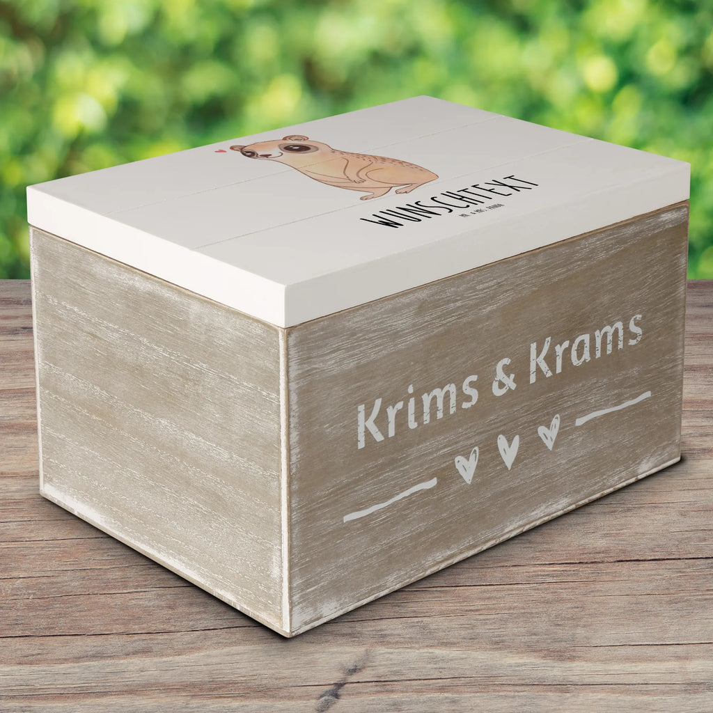 Personalisierte Holzkiste Plumplori Glücklich Holzkiste mit Namen, Kiste mit Namen, Schatzkiste mit Namen, Truhe mit Namen, Schatulle mit Namen, Erinnerungsbox mit Namen, Erinnerungskiste, mit Namen, Dekokiste mit Namen, Aufbewahrungsbox mit Namen, Holzkiste Personalisiert, Kiste Personalisiert, Schatzkiste Personalisiert, Truhe Personalisiert, Schatulle Personalisiert, Erinnerungsbox Personalisiert, Erinnerungskiste Personalisiert, Dekokiste Personalisiert, Aufbewahrungsbox Personalisiert, Geschenkbox personalisiert, GEschenkdose personalisiert, Tiermotive, Gute Laune, lustige Sprüche, Tiere, Plumplori, Niedlich, Glück