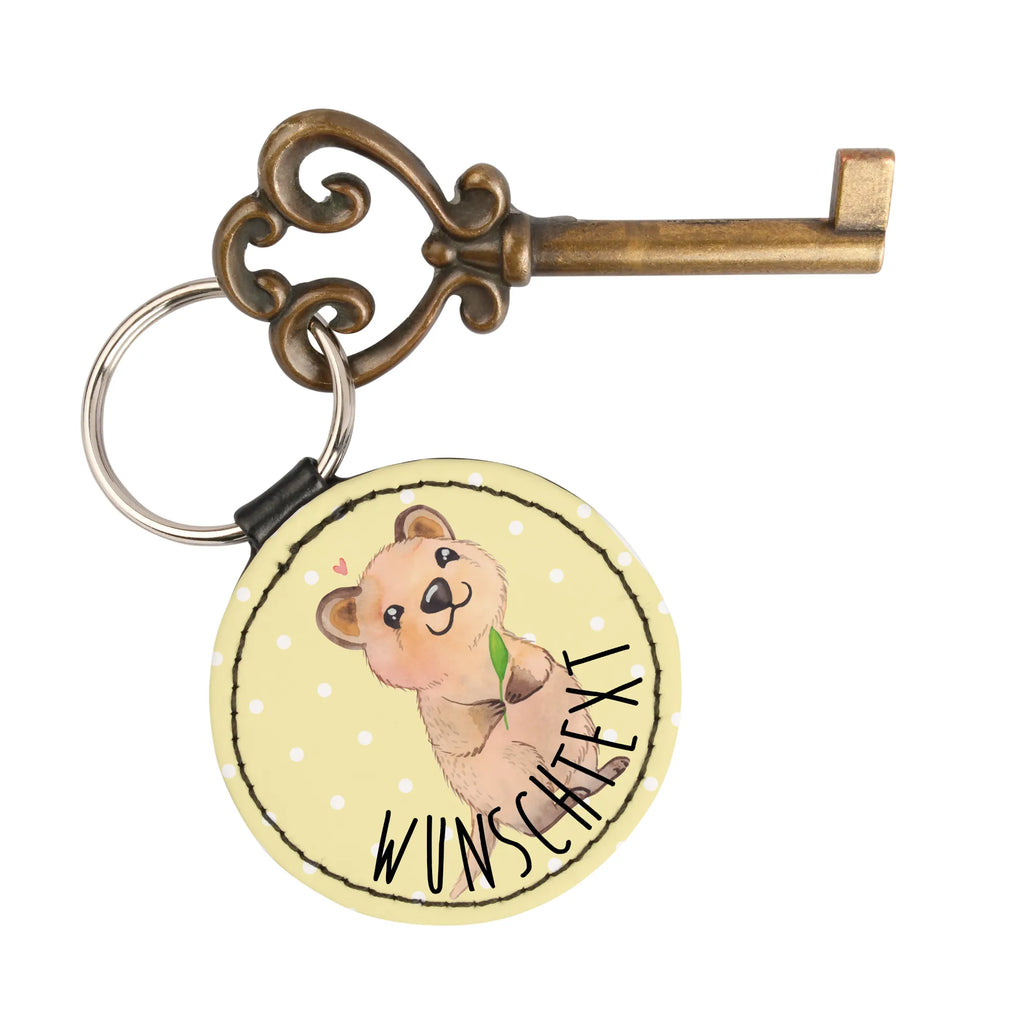 Personalisierter Schlüsselanhänger Quokka Happy Personalisierter Schlüsselanhänger, Personalisierter Anhänger, Personalisierter Taschenanhänger, Personalisierter Glücksbringer, Personalisierter Schutzengel, Schlüsselanhänger mit Namen, Anhänger mit Namen, Glücksbringer mit Namen, Schlüsselanhänger Wunschtext, Schlüsselanhänger selbst gestalten, Tiermotive, Gute Laune, lustige Sprüche, Tiere, Quokka, Verschieben, Aufschieberitis, Lustiger Spruch, Niedliches Tier, Dinge erledigen