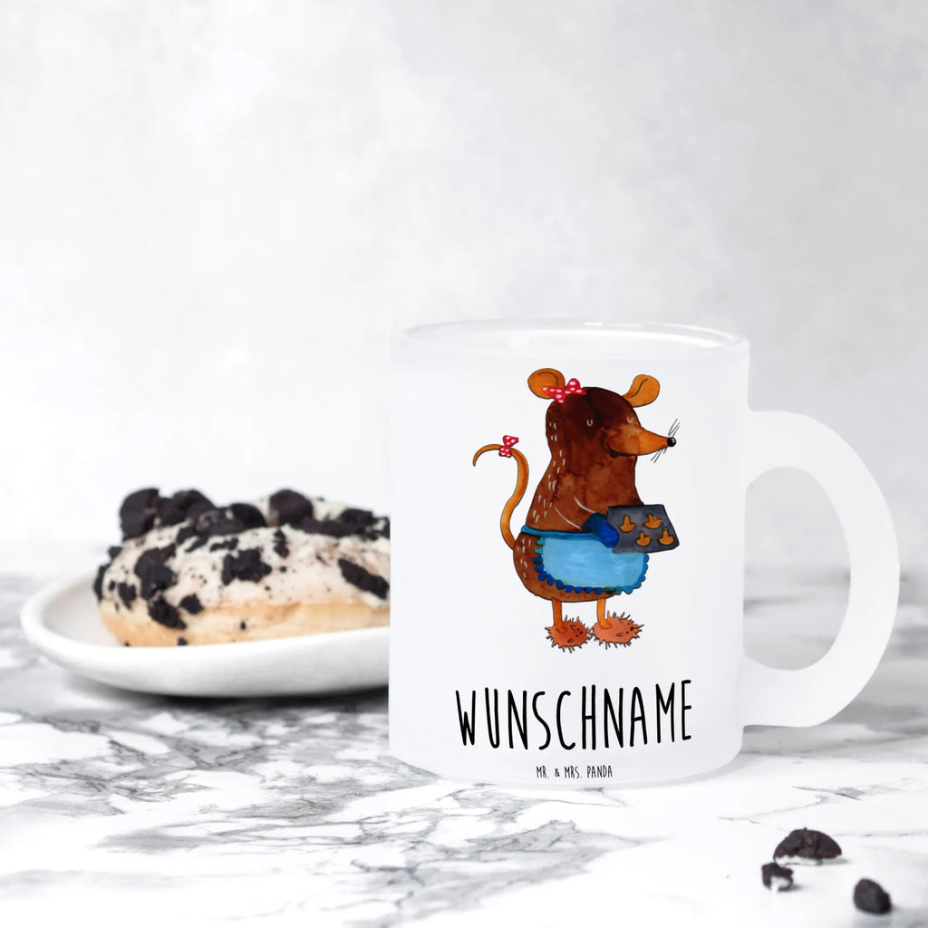 Personalisierte Teetasse Maus Kekse Personalisierte Teetasse, Personalisiertes Teeglas, Personalisierter Teebecher, Personalisierte Glas Teetasse, Personalisierte Teetasse aus Glas, Teetasse mit Namen, Teeglas mit Namen, Teebecher mit Namen, Glas Teetasse mit Namen, Teetasse aus Glas mit Namen, Teetasse Wunschname, Teetasse selbst gestalten., Winter, Weihnachten, Weihnachtsdeko, Nikolaus, Advent, Heiligabend, Wintermotiv, Maus, Kekse, backen, Weihnachtskekse, Plätzchen, Weihnachtsbäckerei, Chaosqueen