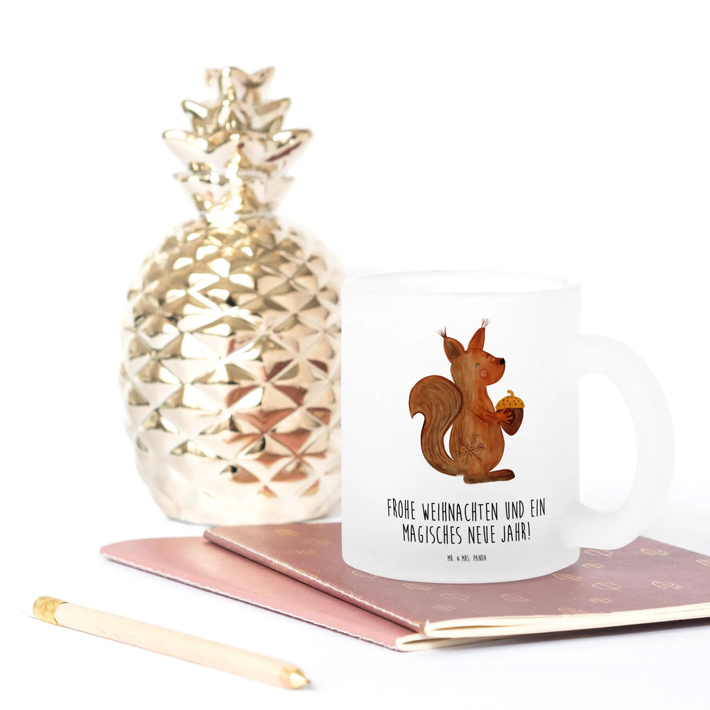 Teetasse Eichhörnchen Weihnachten Teetasse, Teeglas, Teebecher, Tasse mit Henkel, Tasse, Glas Teetasse, Teetasse aus Glas, Winter, Weihnachten, Weihnachtsdeko, Nikolaus, Advent, Heiligabend, Wintermotiv, Frohe Weihnachten, Frohes neues Jahr, Guten Rutsch, Weihnachtsmotiv, Weihnachtsgruß, Neujahr, Vogel