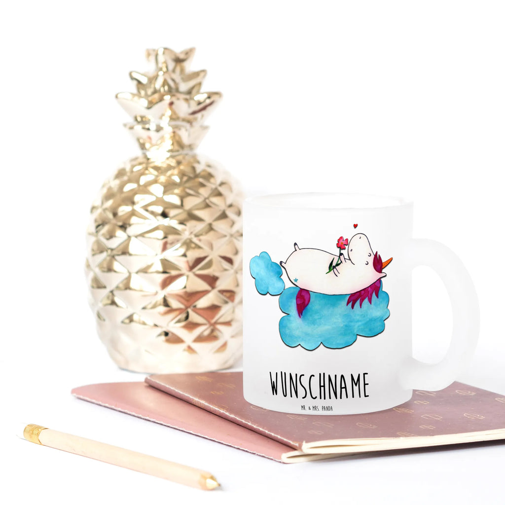 Personalisierte Teetasse Einhorn verliebt auf Wolke Personalisierte Teetasse, Personalisiertes Teeglas, Personalisierter Teebecher, Personalisierte Glas Teetasse, Personalisierte Teetasse aus Glas, Teetasse mit Namen, Teeglas mit Namen, Teebecher mit Namen, Glas Teetasse mit Namen, Teetasse aus Glas mit Namen, Teetasse Wunschname, Teetasse selbst gestalten., Einhorn, Einhörner, Einhorn Deko, Unicorn, verliebt, Liebe, Liebesbeweis, Freundin, Wolke