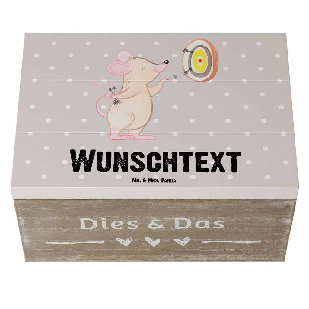 Personalisierte Holzkiste Maus Dart spielen Tage Holzkiste mit Namen, Kiste mit Namen, Schatzkiste mit Namen, Truhe mit Namen, Schatulle mit Namen, Erinnerungsbox mit Namen, Erinnerungskiste, mit Namen, Dekokiste mit Namen, Aufbewahrungsbox mit Namen, Holzkiste Personalisiert, Kiste Personalisiert, Schatzkiste Personalisiert, Truhe Personalisiert, Schatulle Personalisiert, Erinnerungsbox Personalisiert, Erinnerungskiste Personalisiert, Dekokiste Personalisiert, Aufbewahrungsbox Personalisiert, Geschenkbox personalisiert, GEschenkdose personalisiert, Geschenk, Sport, Sportart, Hobby, Schenken, Danke, Dankeschön, Auszeichnung, Gewinn, Sportler, Dart spielen, Darten, Darts, Dart Turnier